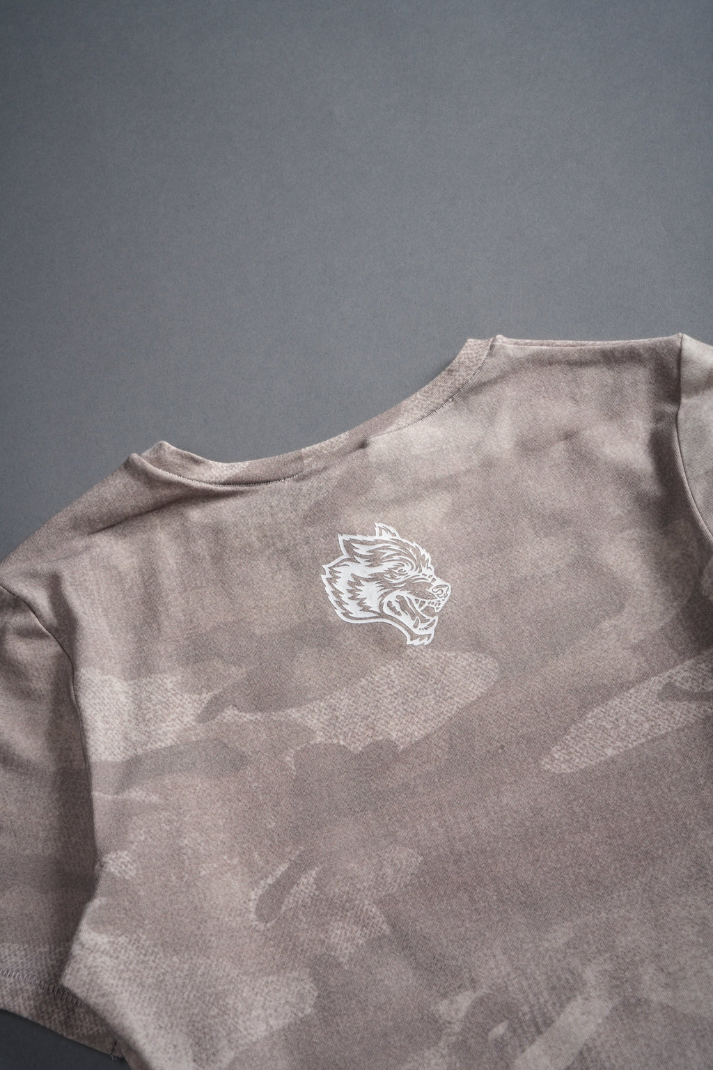 Cherub NFGU "Eden" S/S Tee in Clay Vintage Woodland Camo — imagem 5