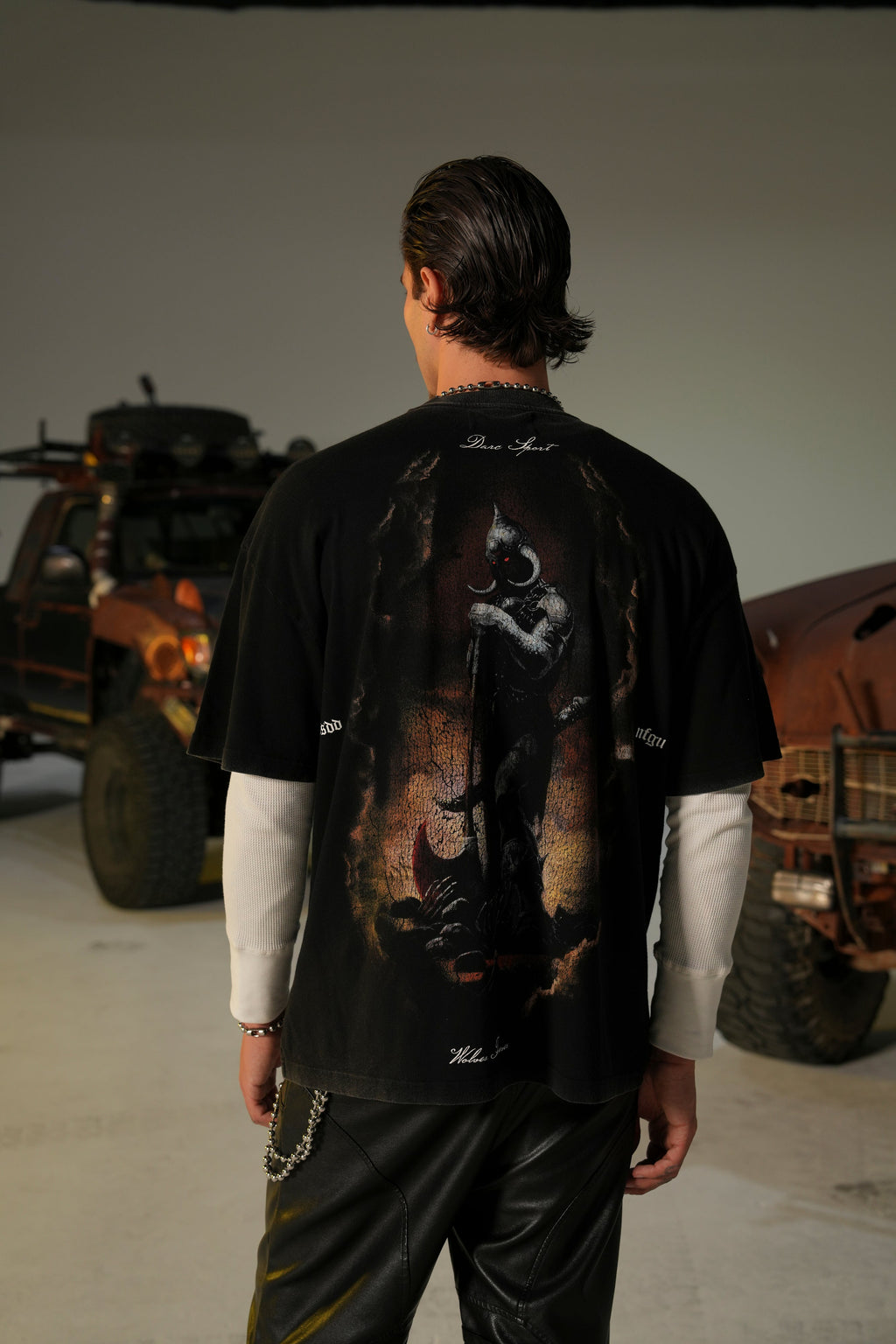 A Warriors Heaven "Premium" Oversized Tee in Black — imagem 6