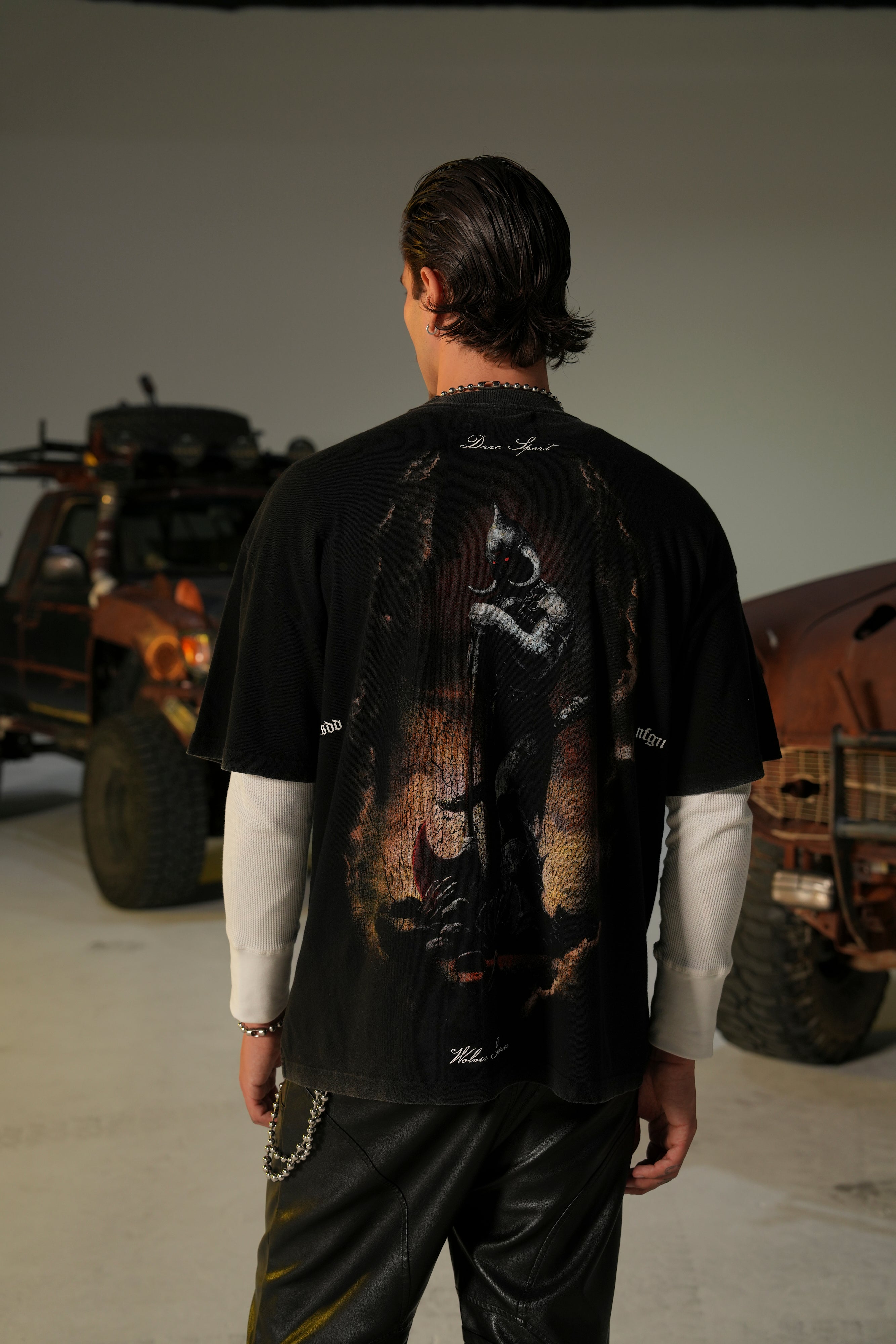 A Warriors Heaven "Premium" Oversized Tee in Black — imagem 6