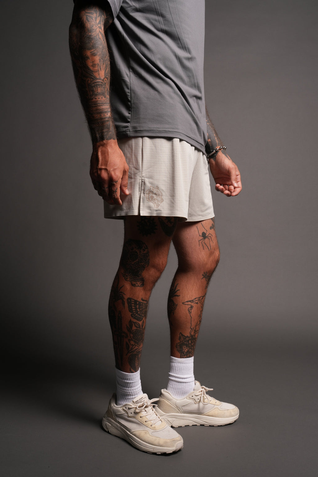 Pyramid V3 Rocky Running Shorts In Cream - imagem 5