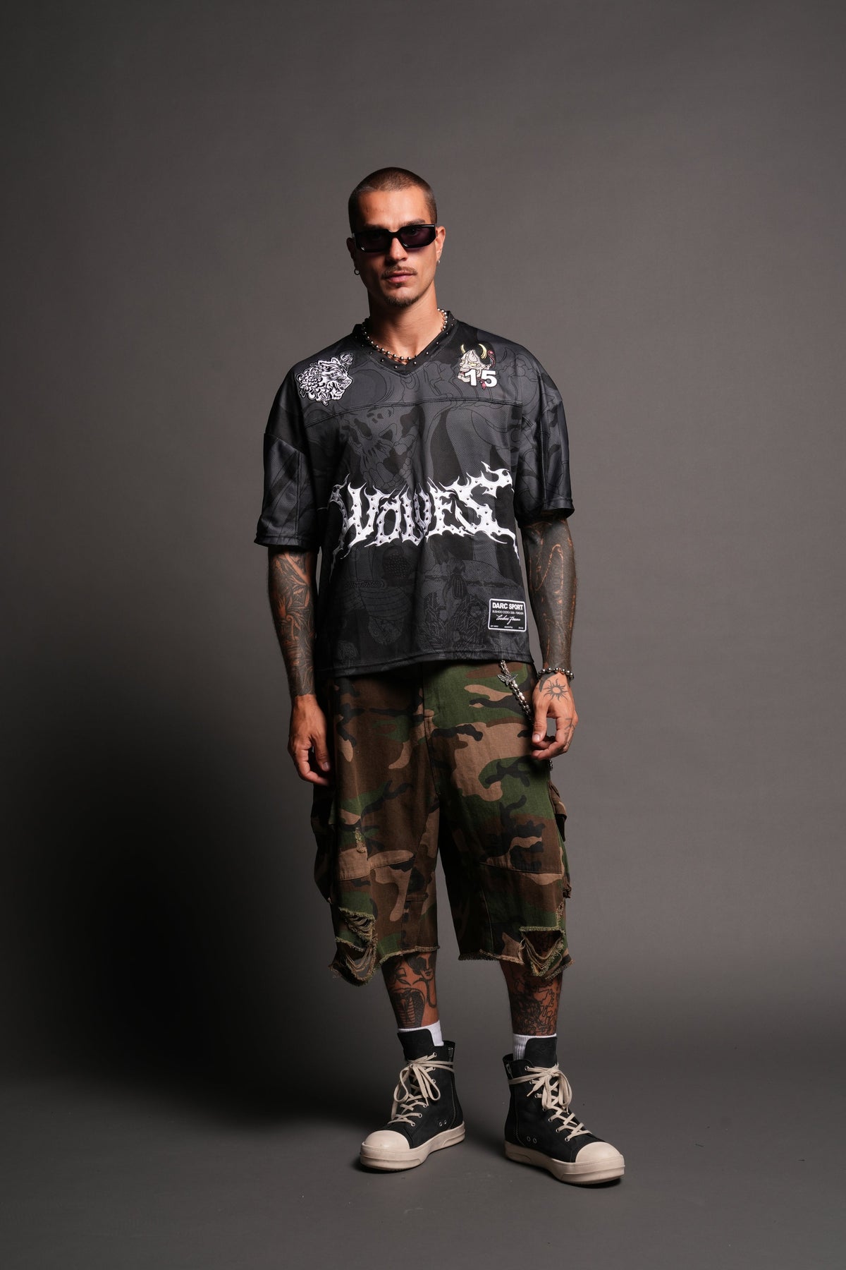 Gashadokuro Emmitt Football Jersey in Black — imagem 5