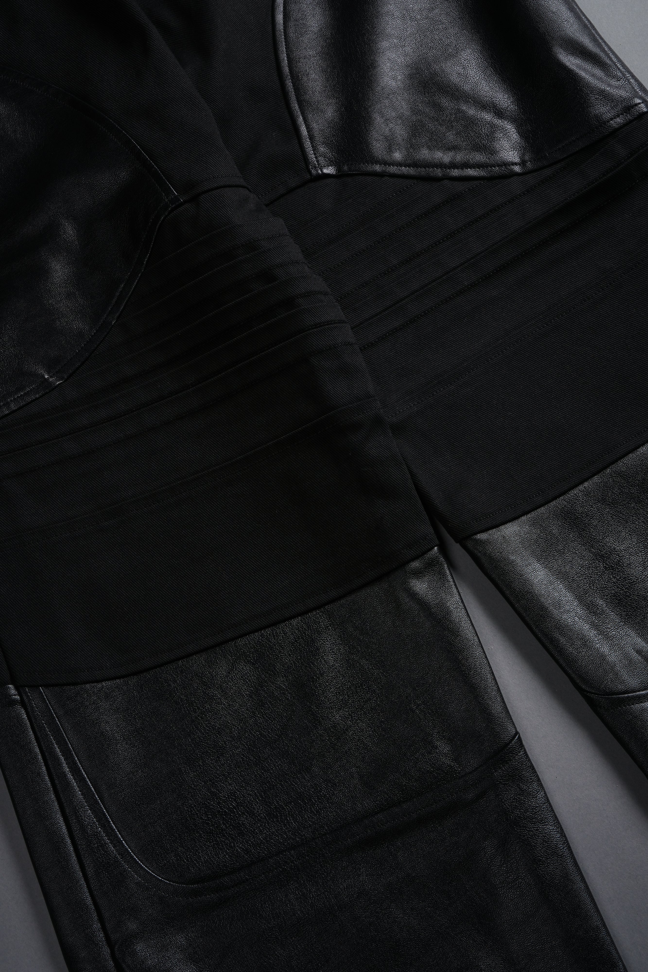 Wolf Chopper Onyx Pants in Black — imagem 15