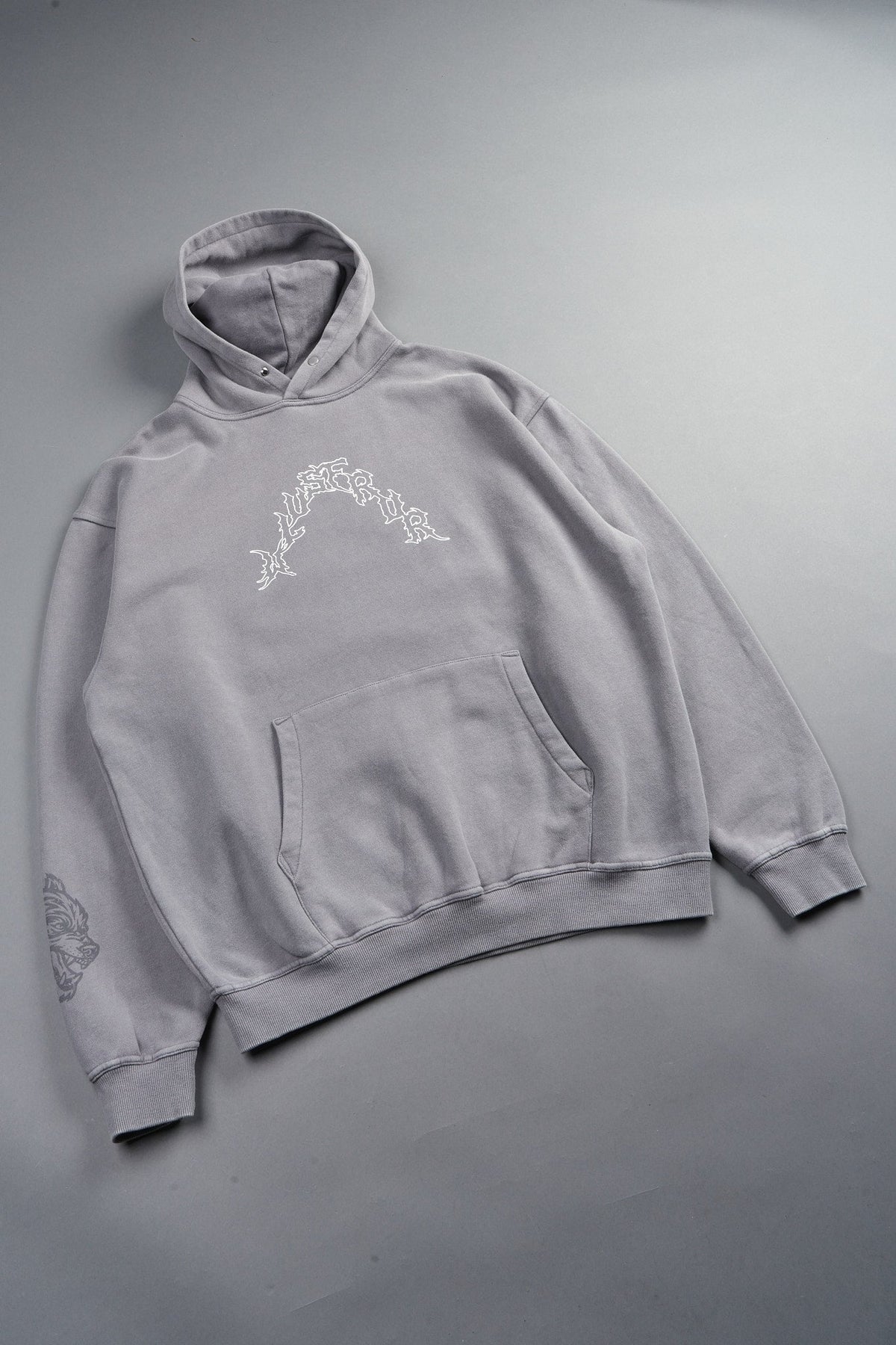 Night Blade Pierce Hoodie In Dove Gray