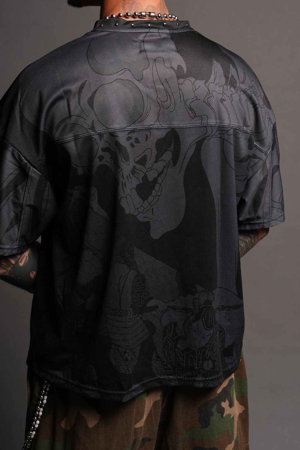 Gashadokuro Emmitt Football Jersey in Black — imagem 8