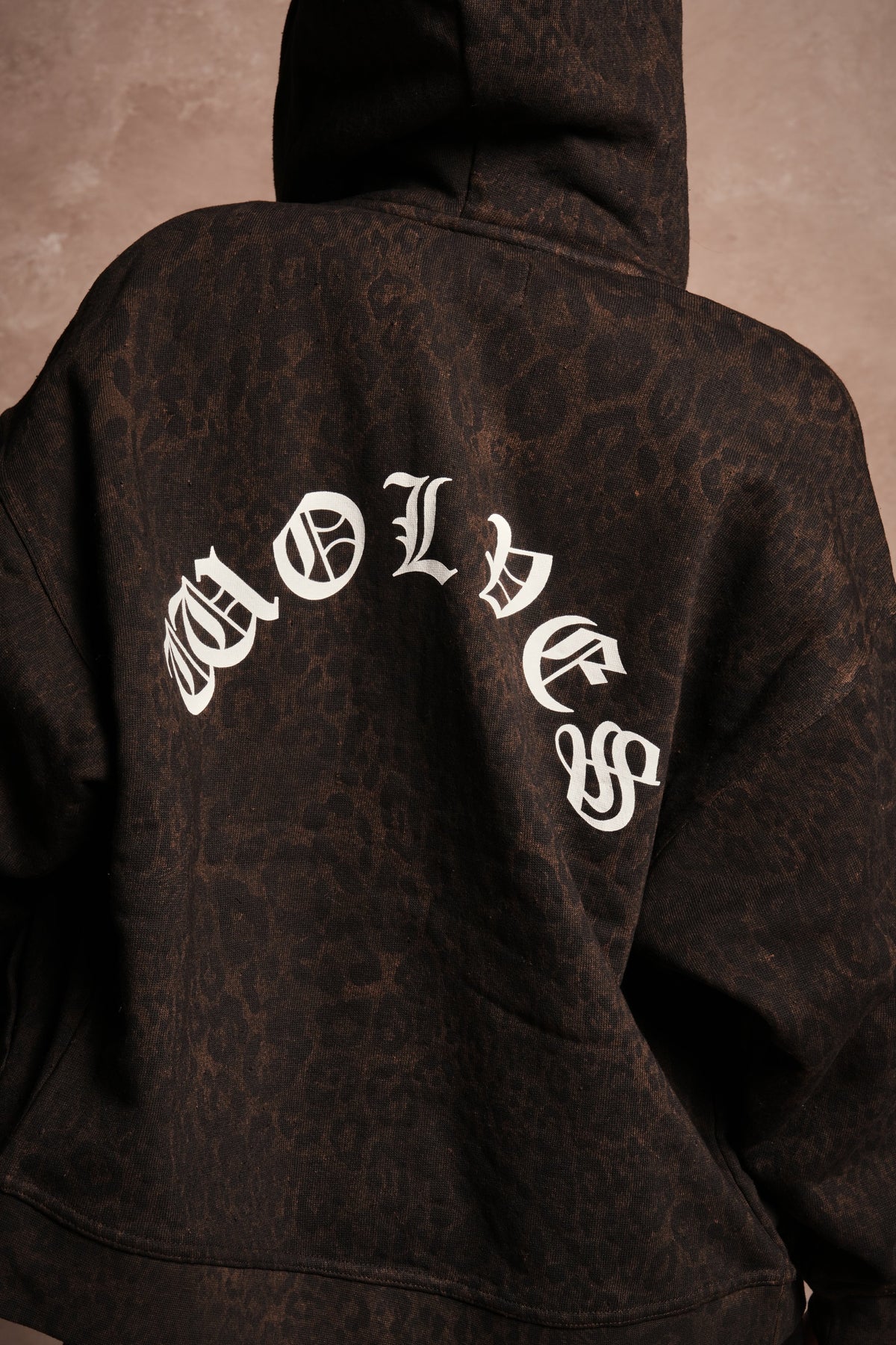 Wolves Chopper Anya Premium Double Zip Hoodie in Darc Brown Leopard - imagem 6