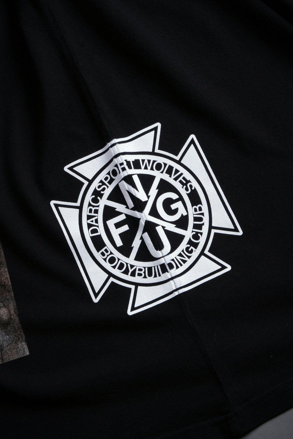 Asgard's Call "Side By Side" Series Premium Tee in Black — imagem 5