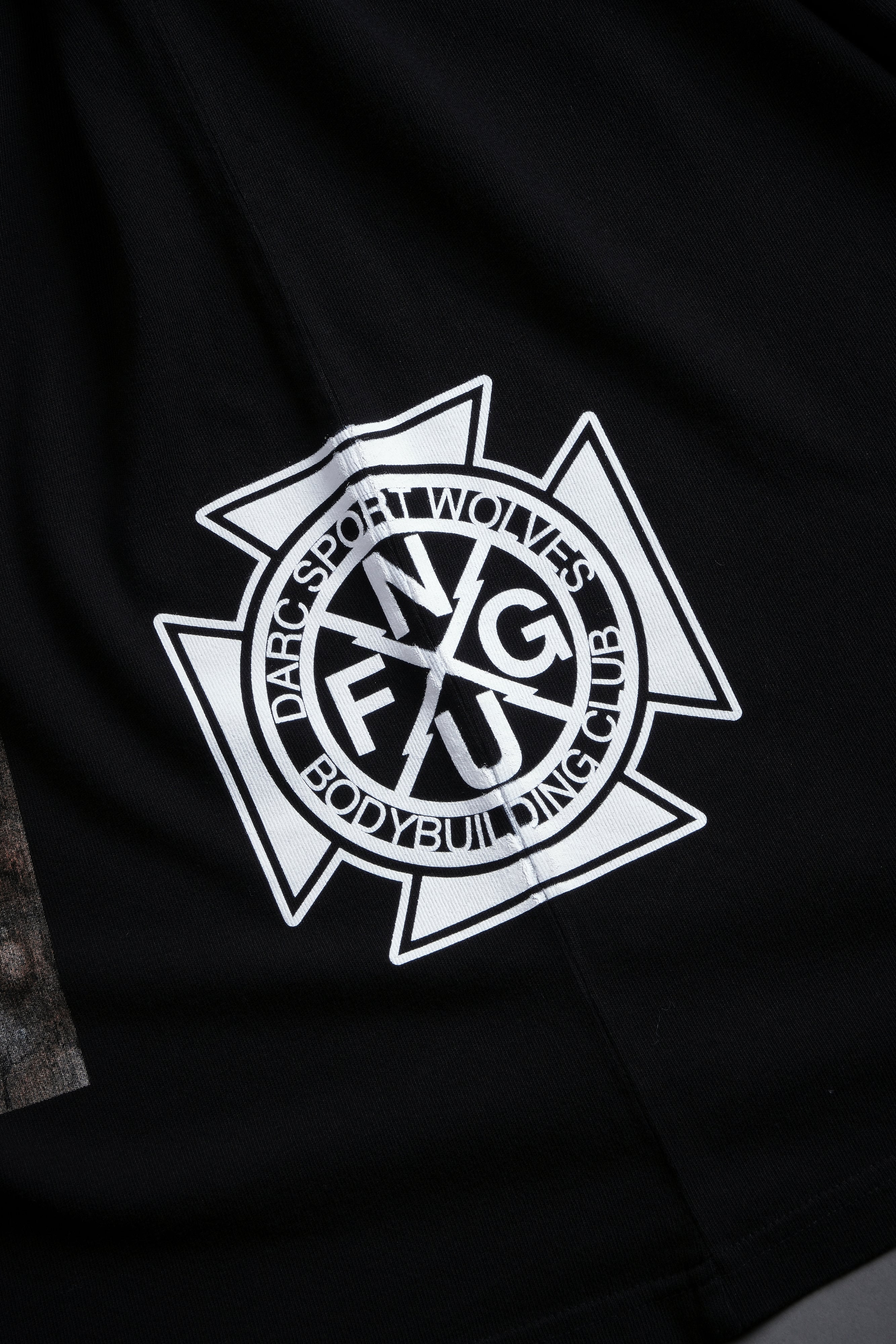 Asgard's Call "Side By Side" Series Premium Tee in Black — imagem 5