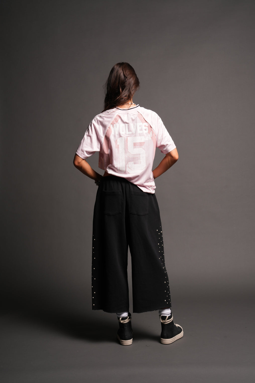 She Wolves Club She Oversized Soccer Jersey In Blush Pink - imagem 4