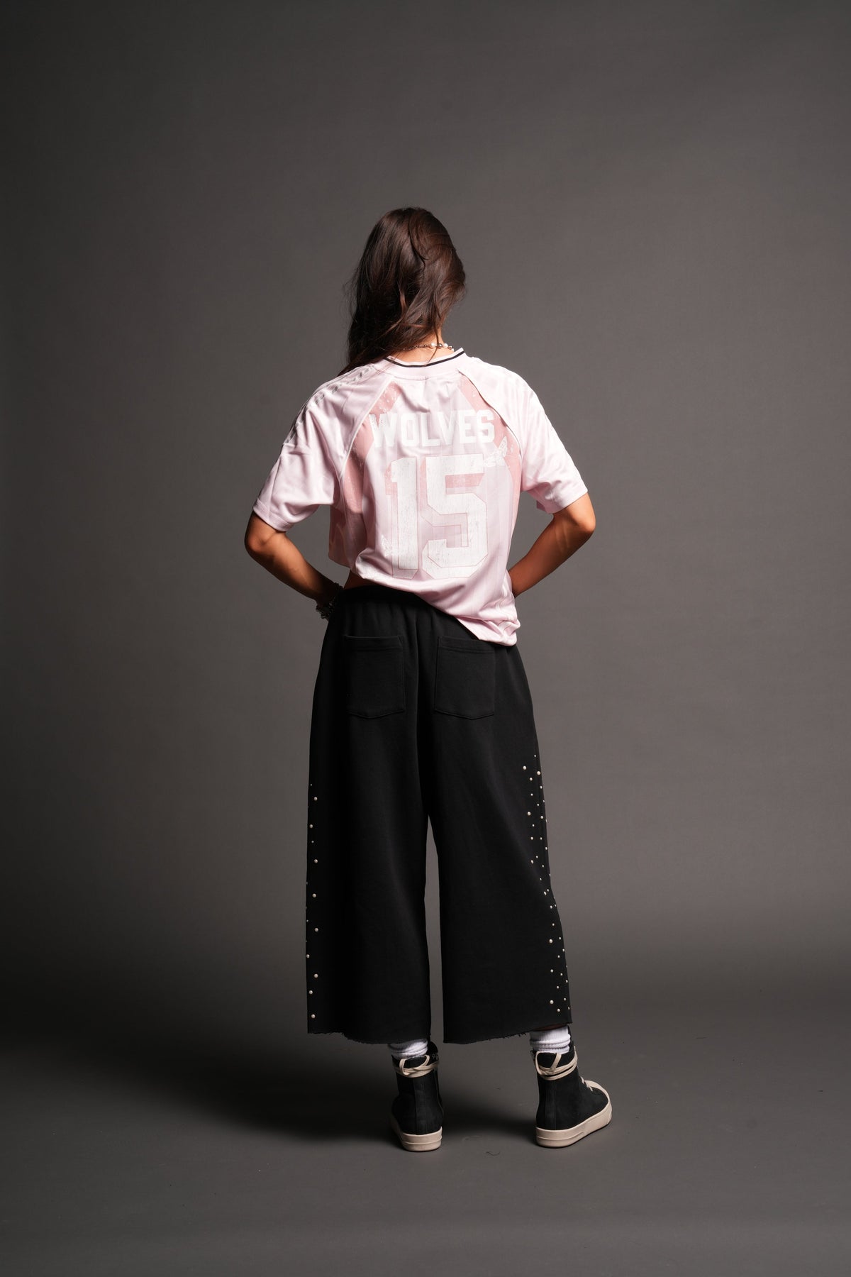 She Wolves Club She Oversized Soccer Jersey In Blush Pink - imagem 4