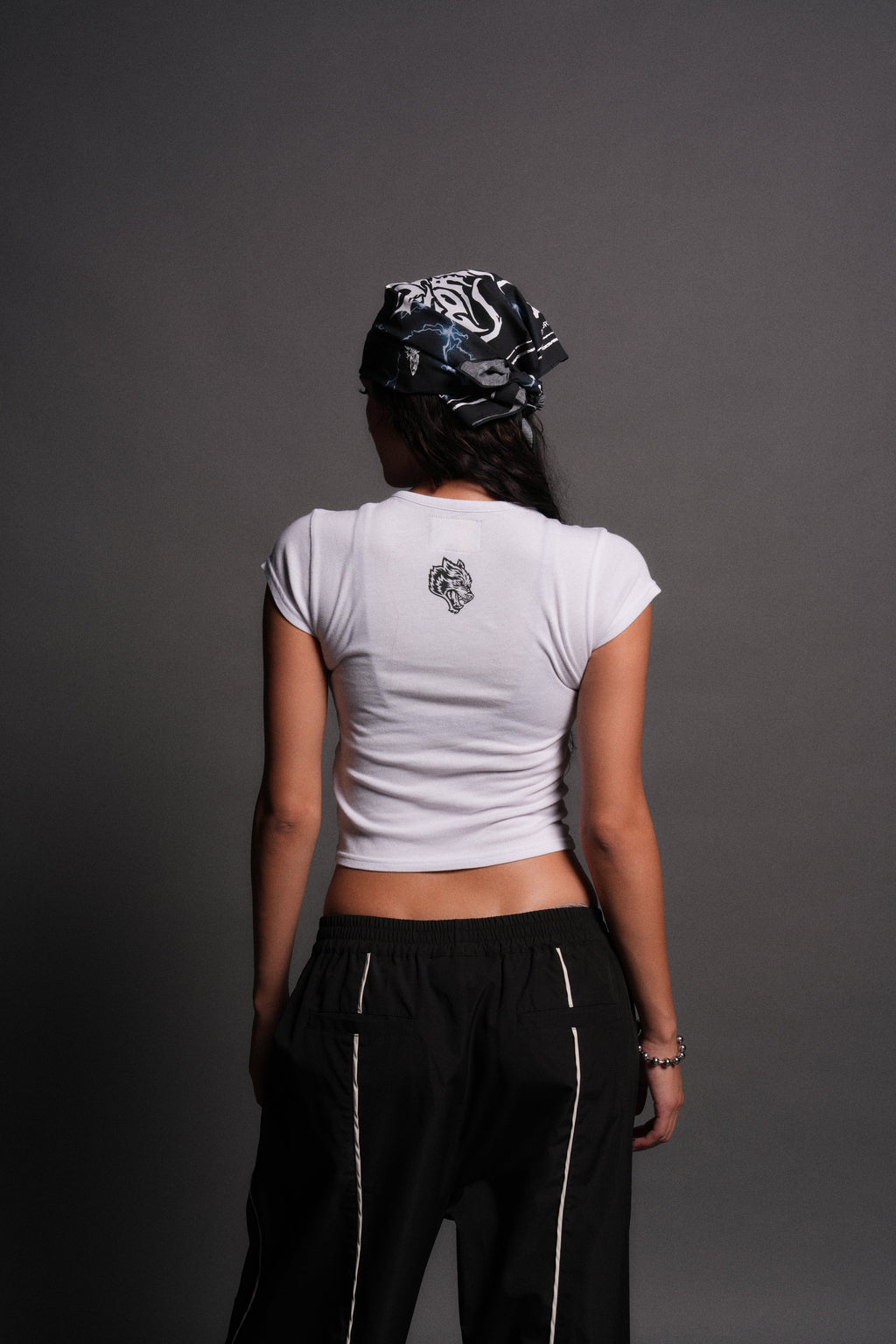 Her Energy "Baby" Tee in White — imagem 2