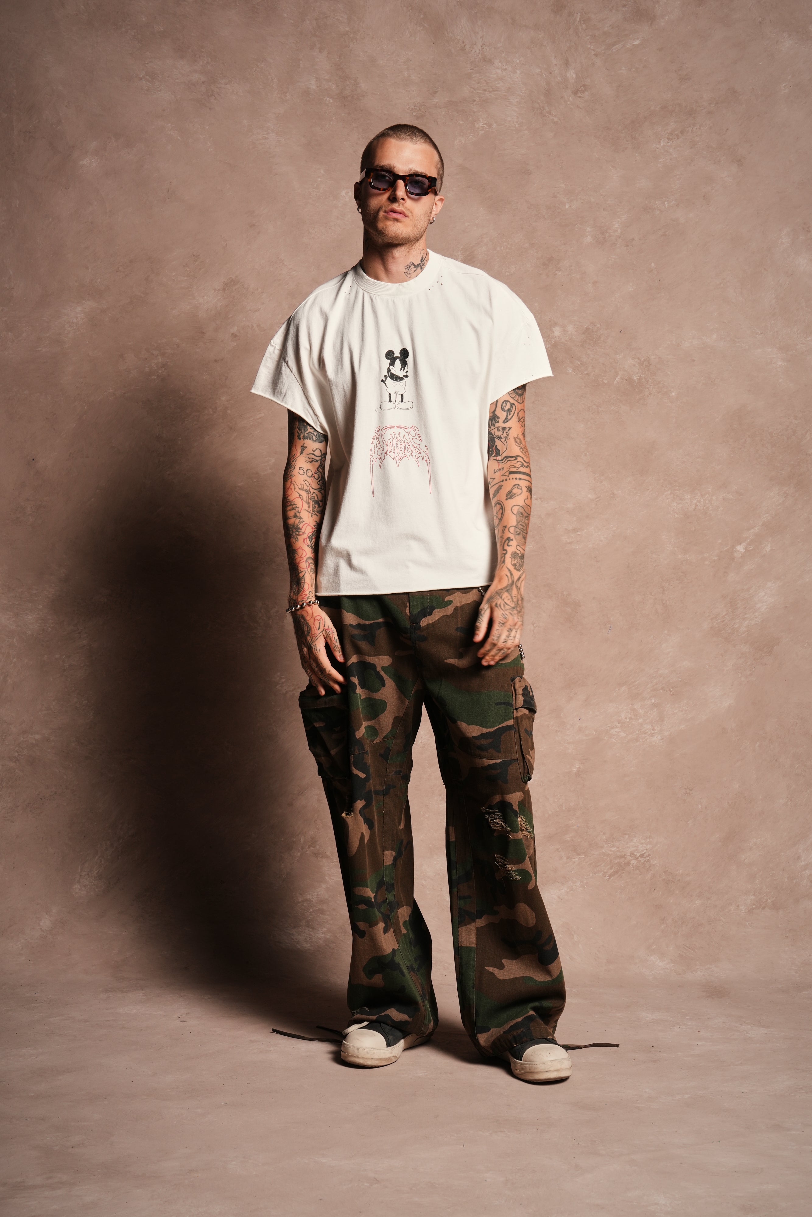 Mickey Mouse Onlyus Distressed Grunge Mid Length Raw Hem Cap Sleeve Tee in Cream