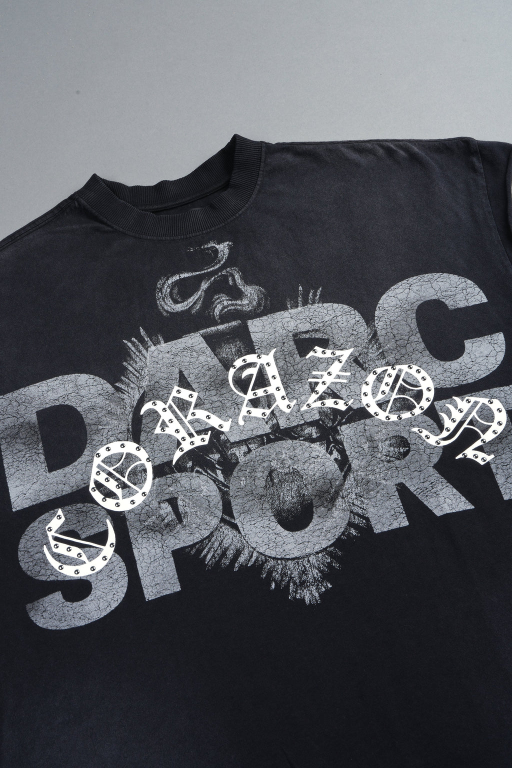 Ds Corazon Grunge Cut-Off Tee In Black Sun Fade