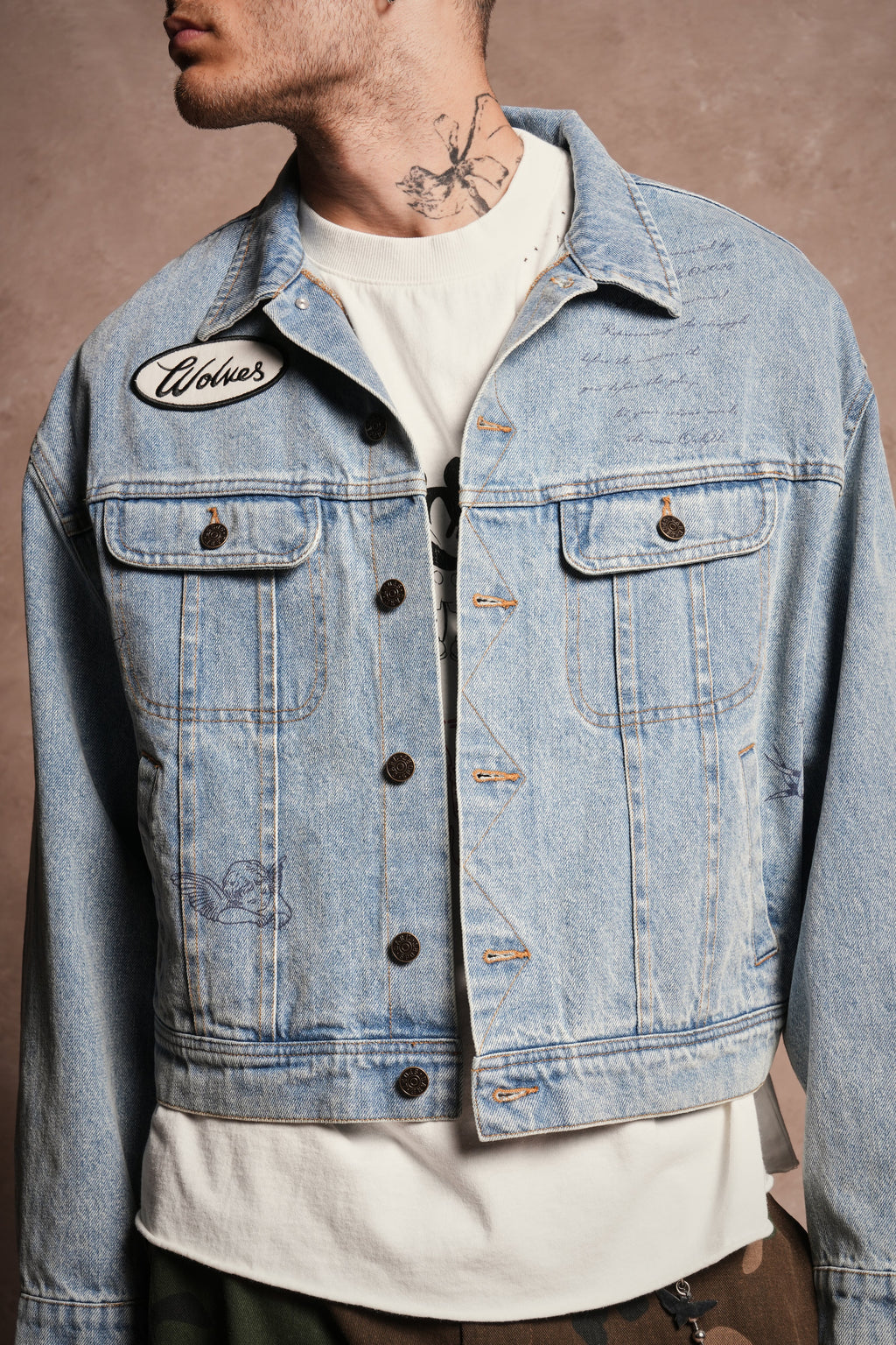Mickey Flash Cropped American Denim Jacket in Light Wash