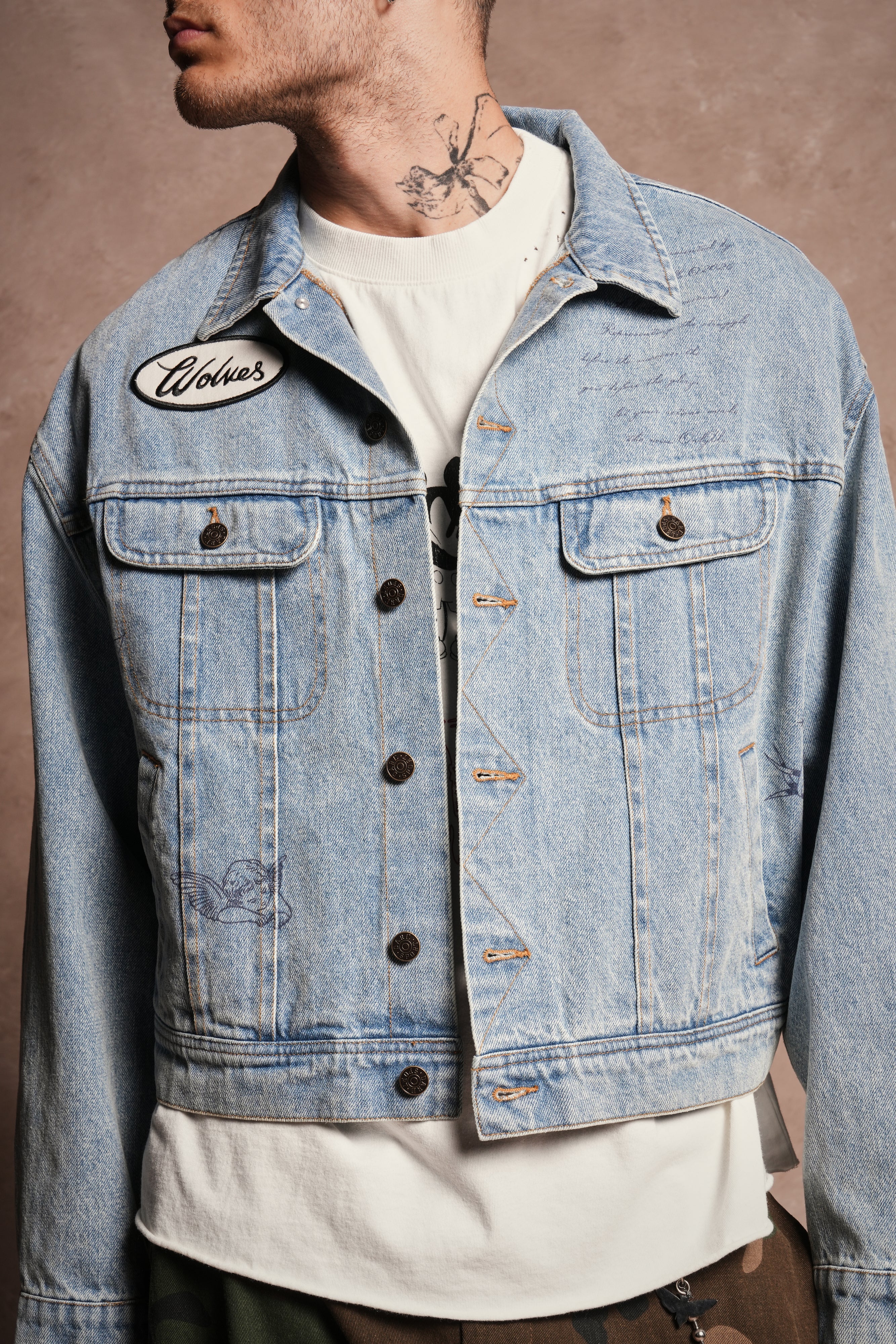 Mickey Flash Cropped American Denim Jacket in Light Wash