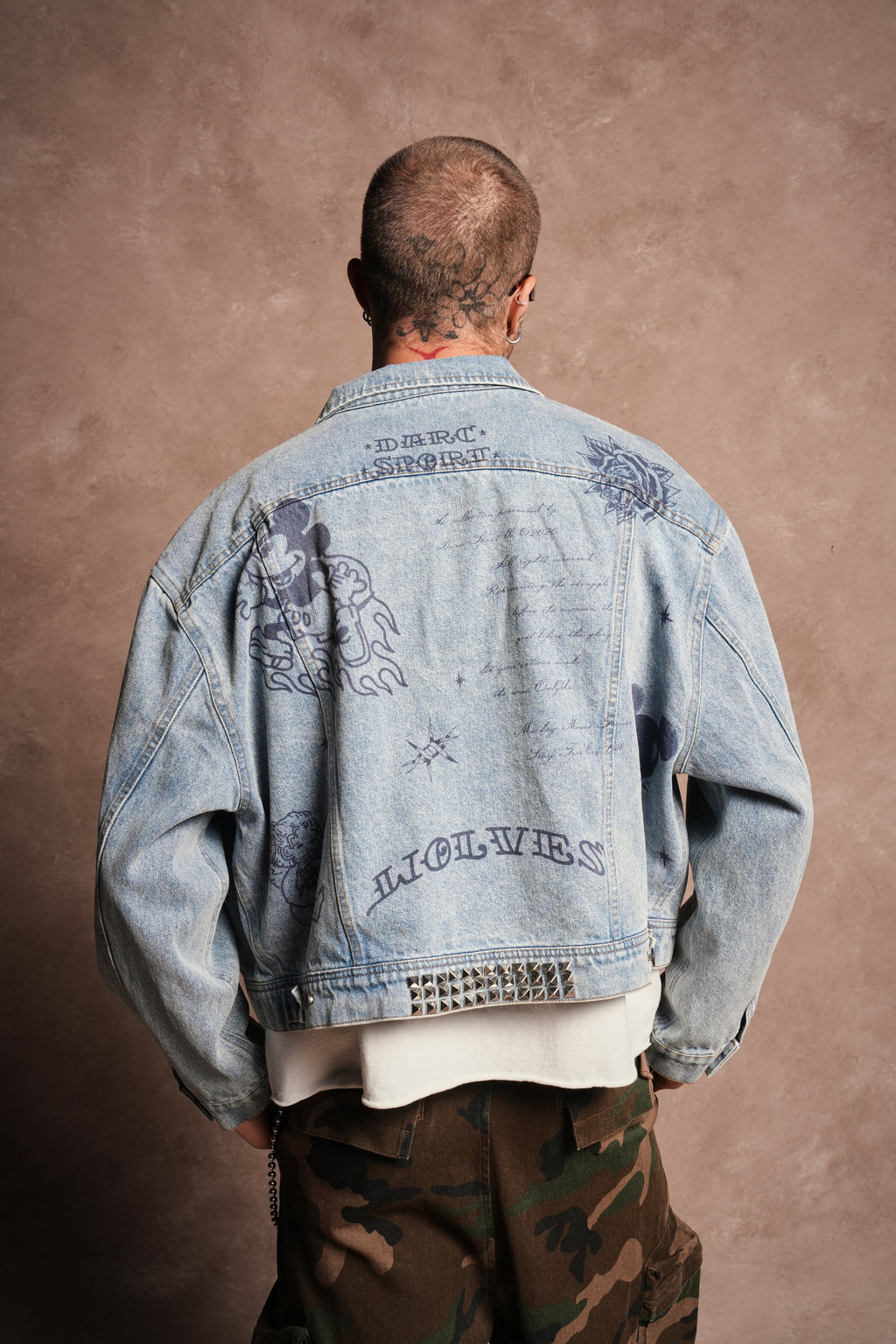 Mickey Flash Cropped American Denim Jacket in Light Wash