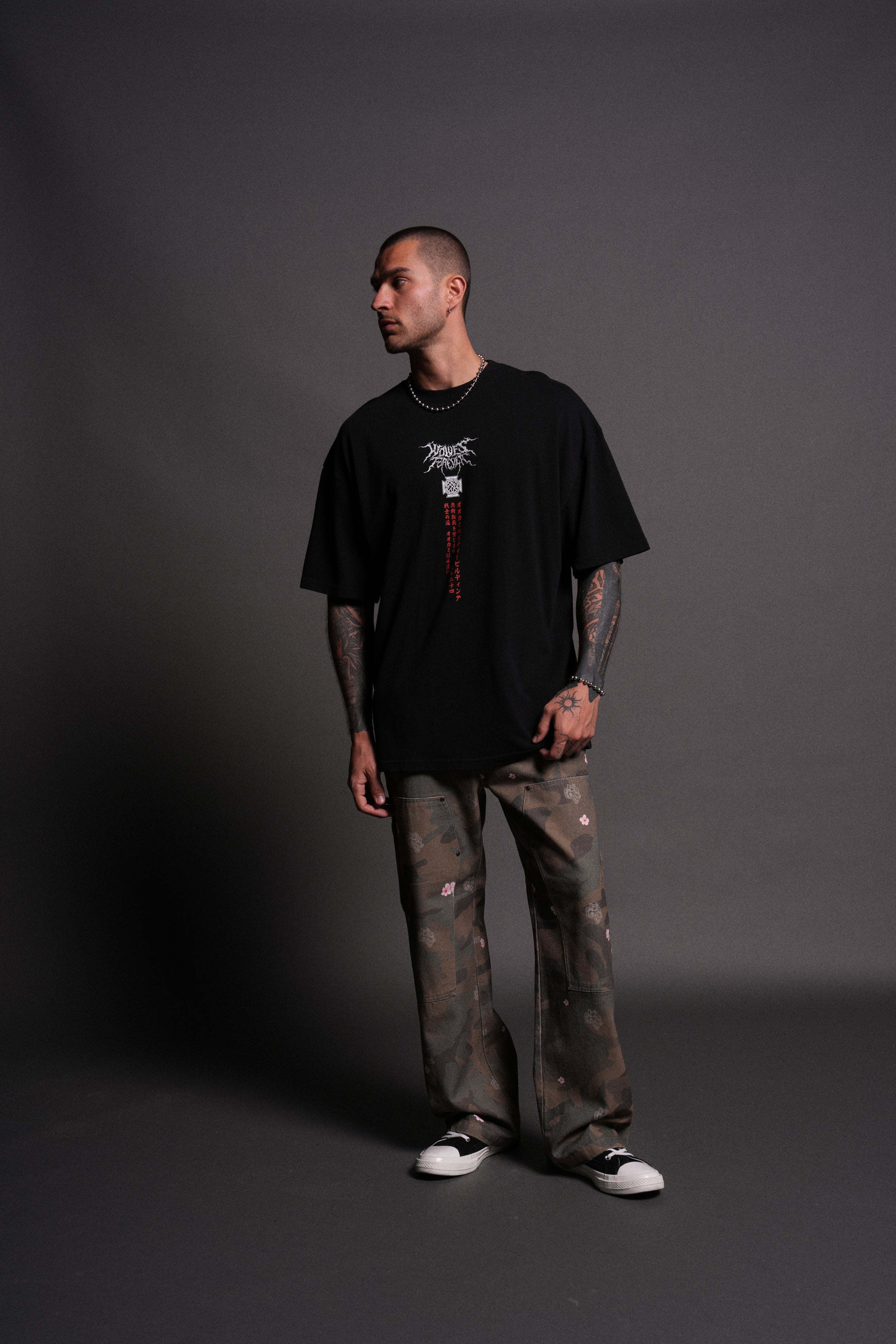 Unbreakable Will "Premium" Oversized Tee in Black — imagem 5
