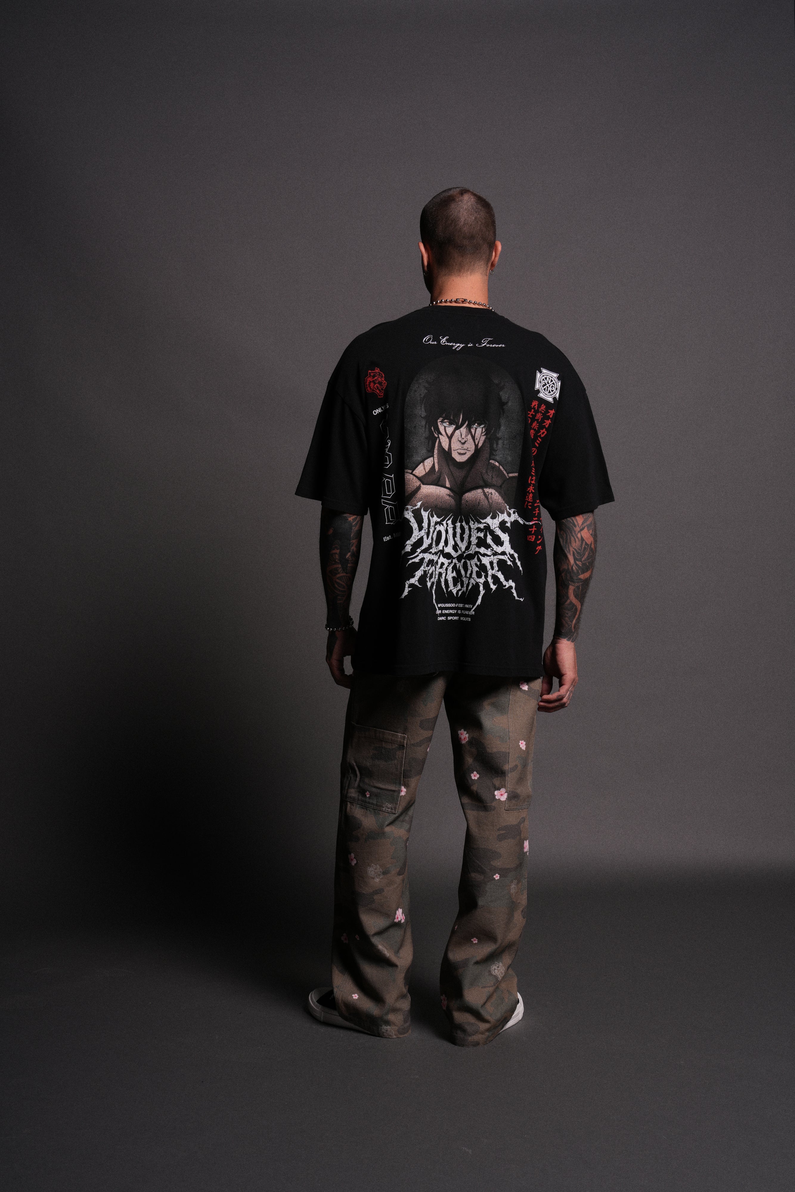 Unbreakable Will "Premium" Oversized Tee in Black — imagem 6