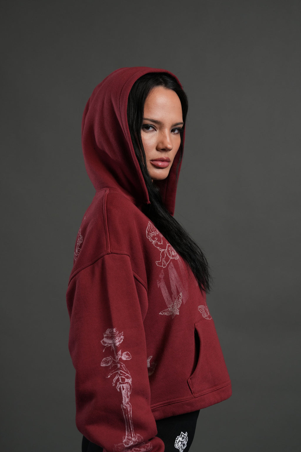 Fallen Cherub "Dempsey" (Cropped) Hoodie in Cherry Red — imagem 7