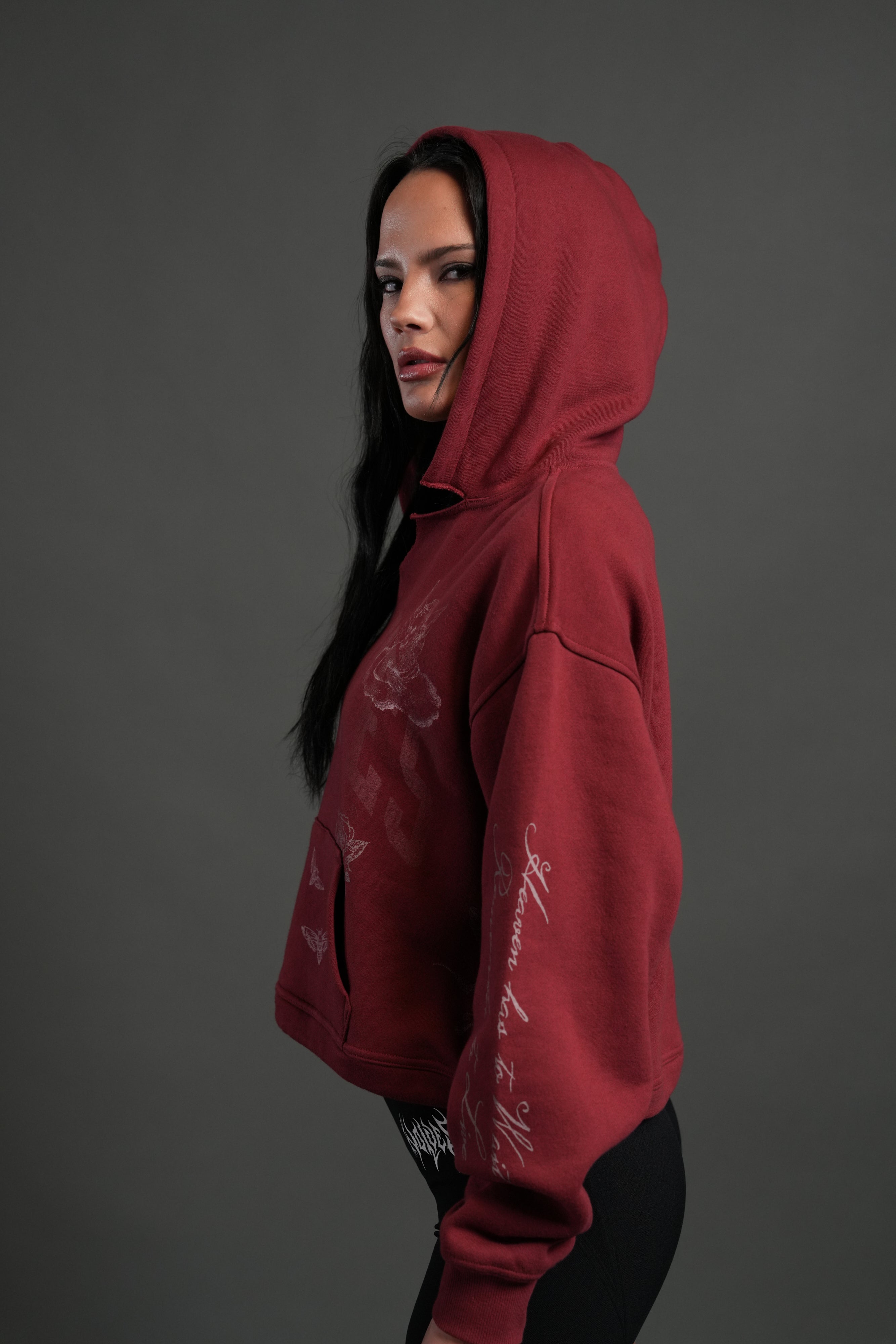 Fallen Cherub "Dempsey" (Cropped) Hoodie in Cherry Red — imagem 8