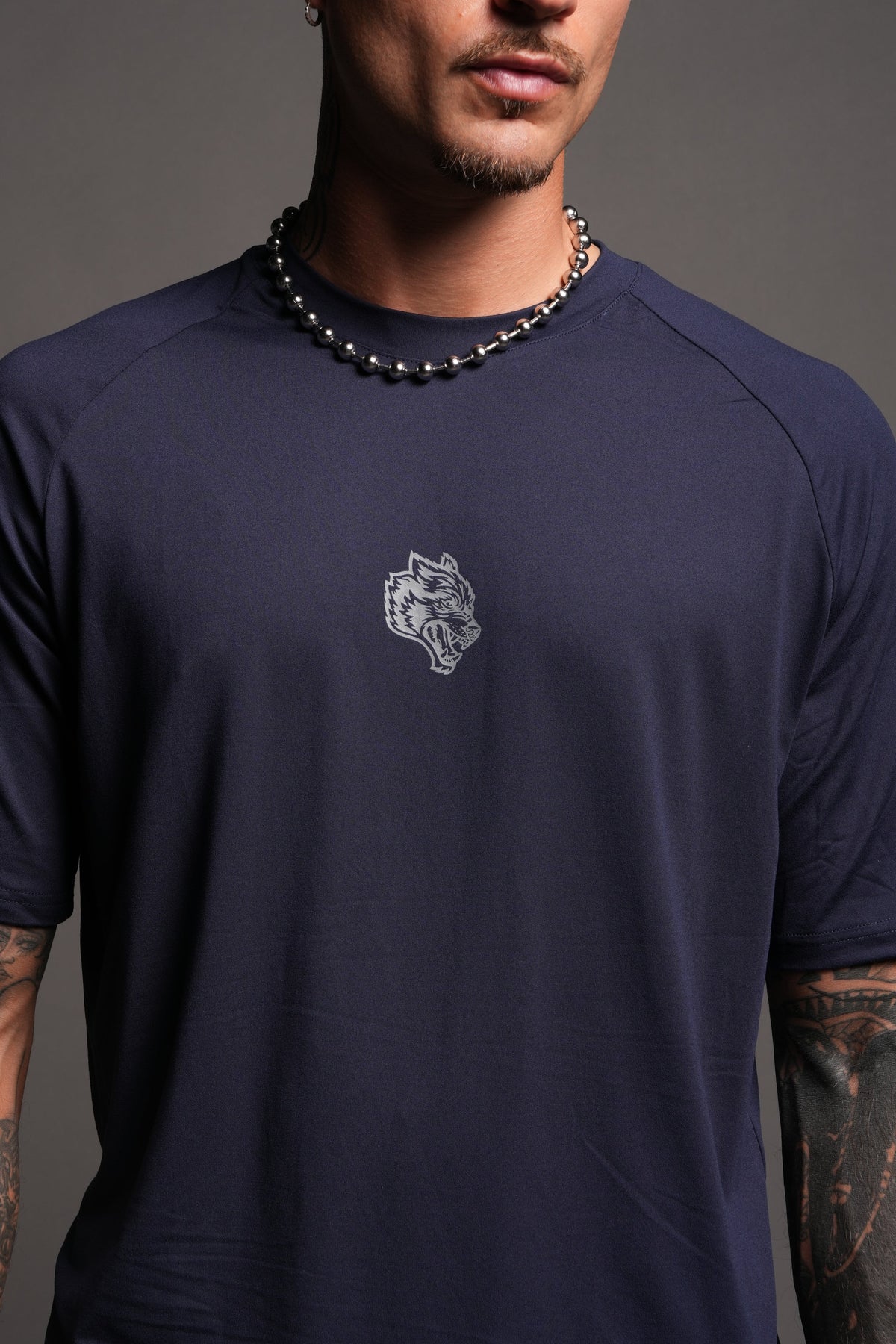 Pyramid V3 Dry Wolf Raglan Ss Tee In Navy - imagem 5