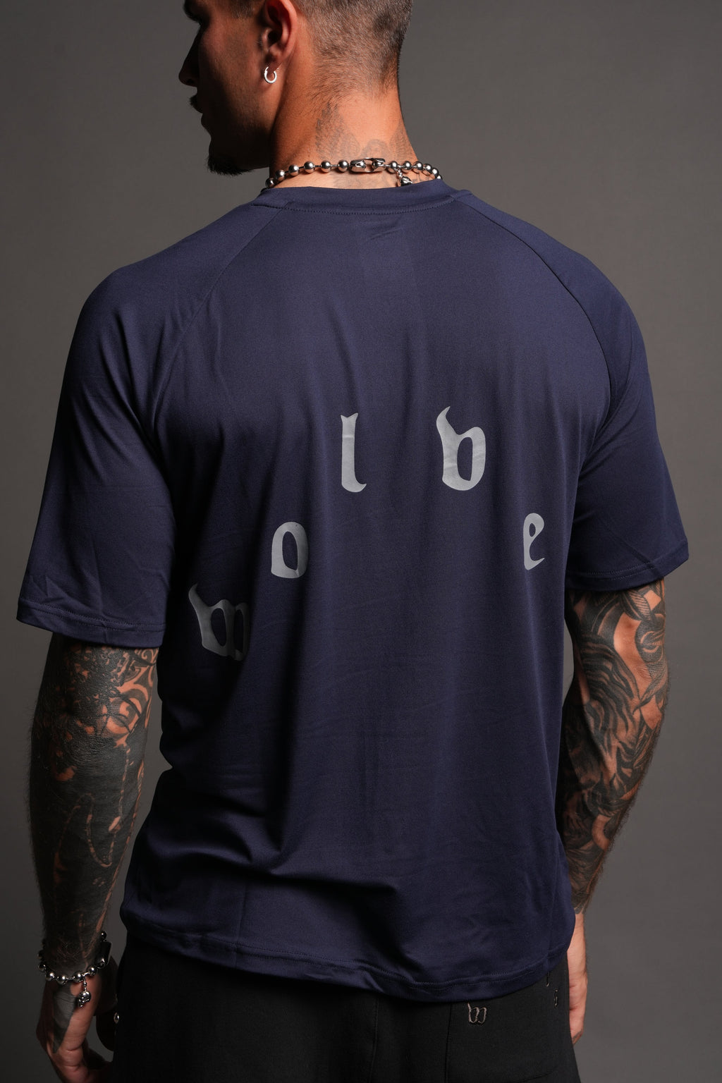 Pyramid V3 Dry Wolf Raglan Ss Tee In Navy - imagem 2