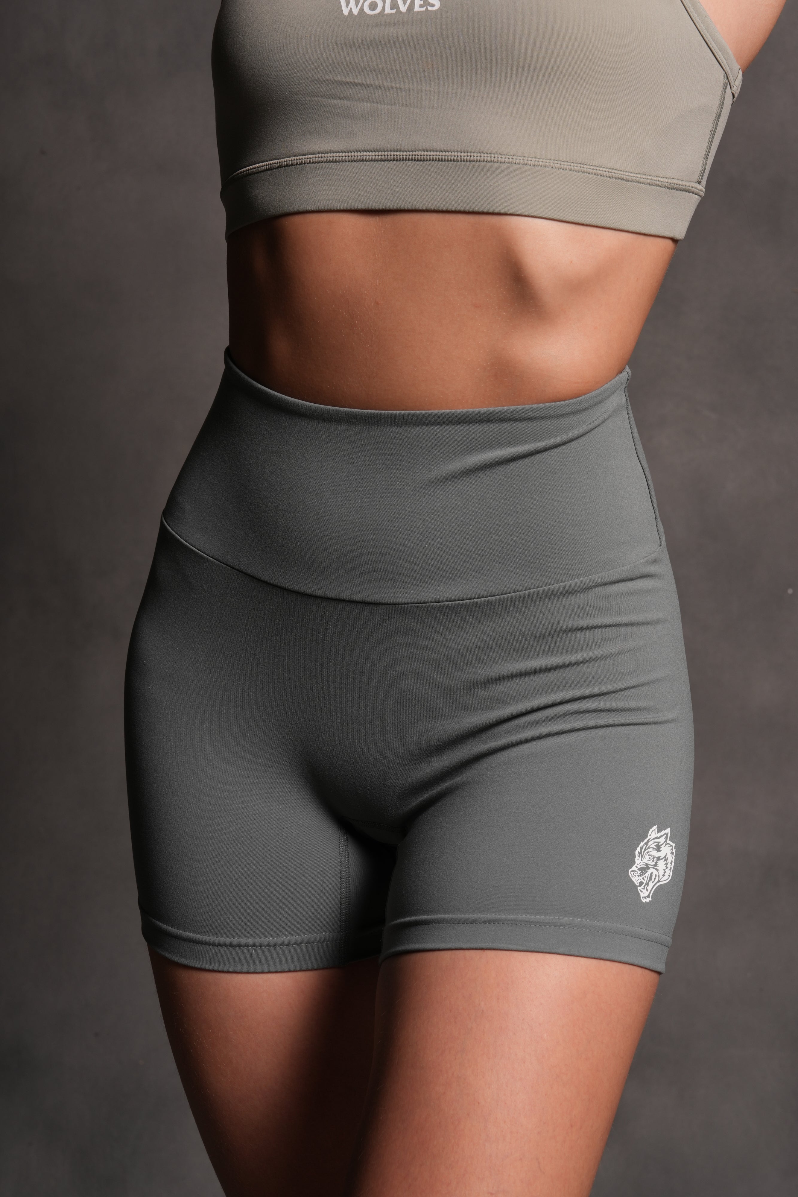 Dual Chopper "Energy" Beau Shorts in Greek Stone — imagem 1