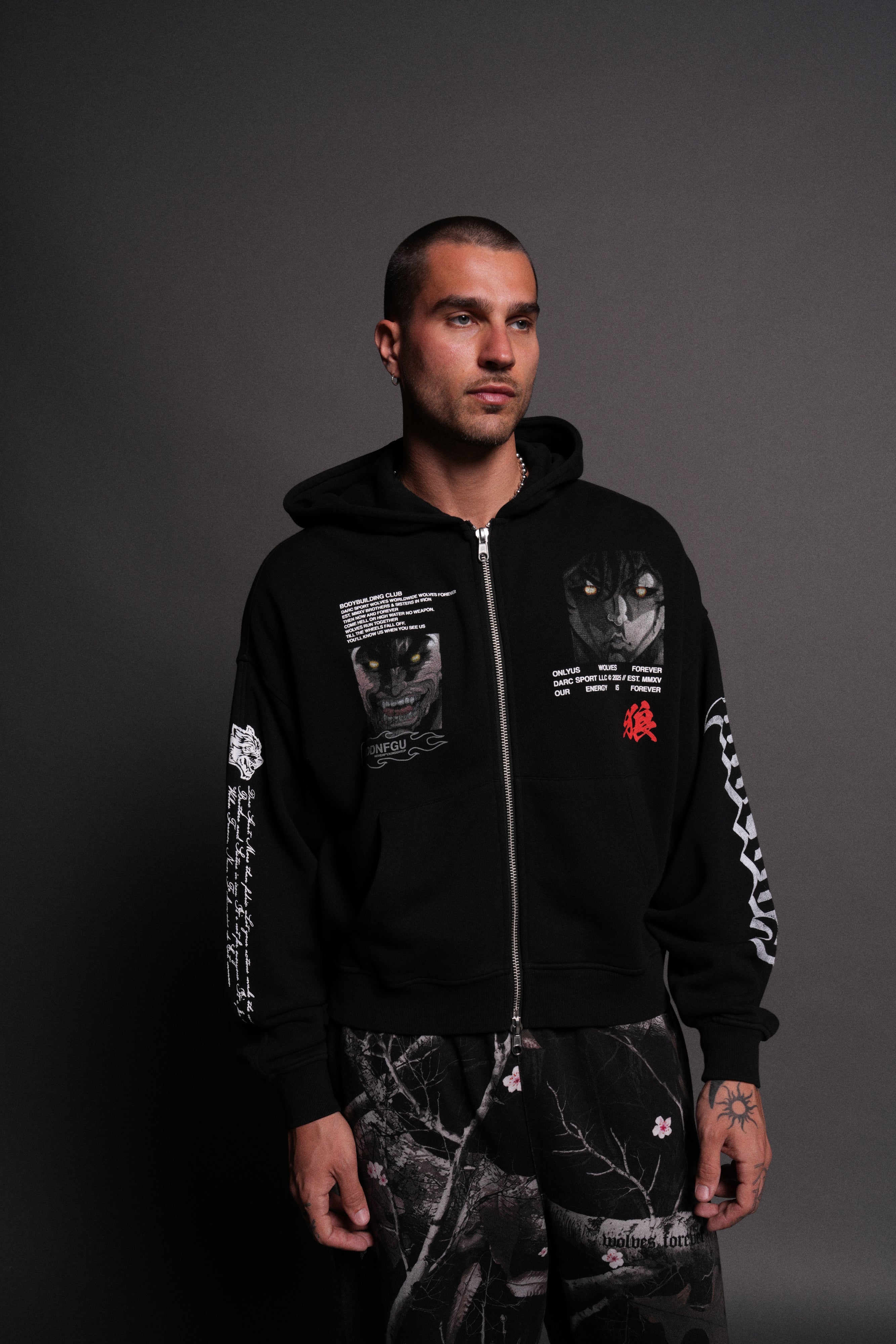 Hanma Legacy Darco Double Zip Hoodie in Black — imagem 2