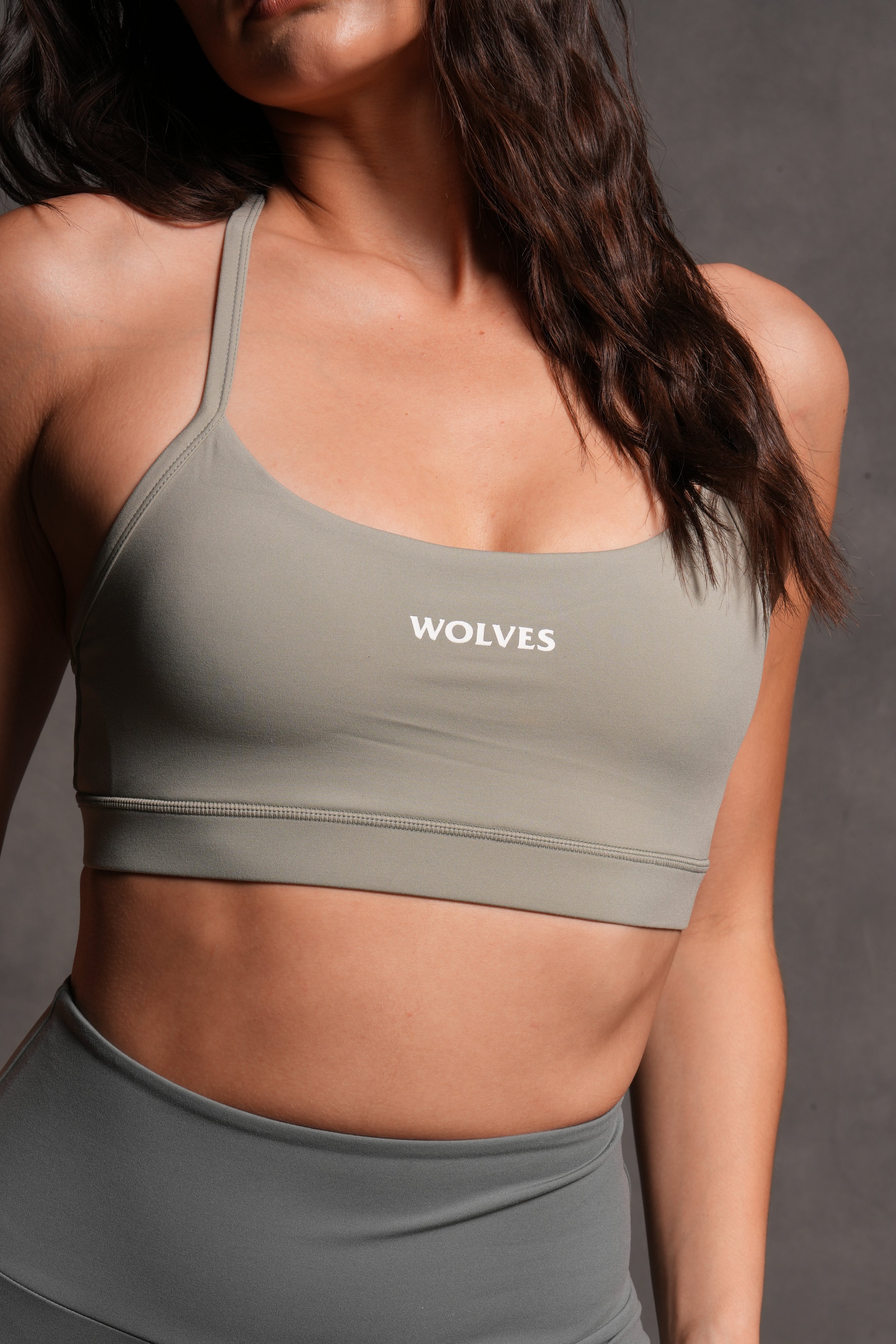 Hardcore V3 "Energy" Everyday Sports Bra in Owen Green — imagem 8