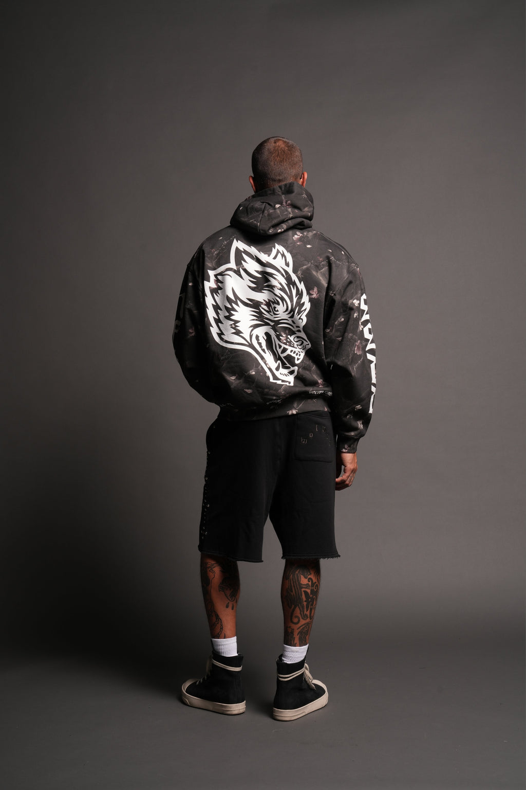 Big Wolf Head Pierce Hoodie In All Of Us Camo - imagem 6
