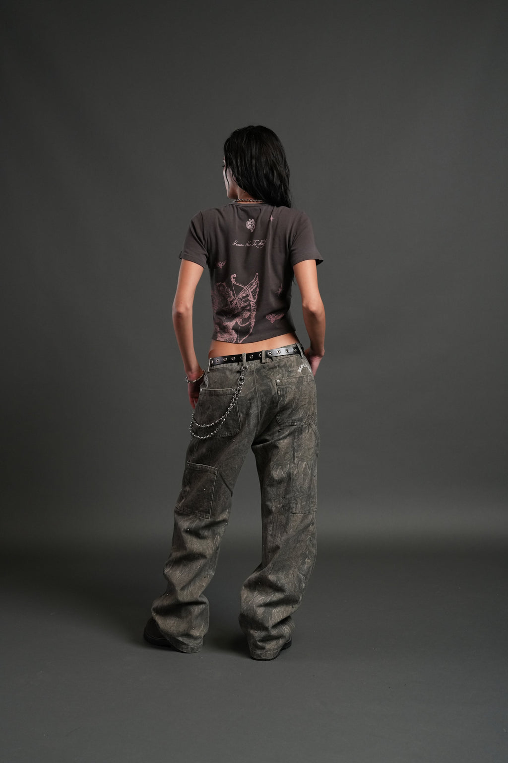 Sacred Flash "Timeless" Tee in Darc Brown Drift Wash — imagem 4