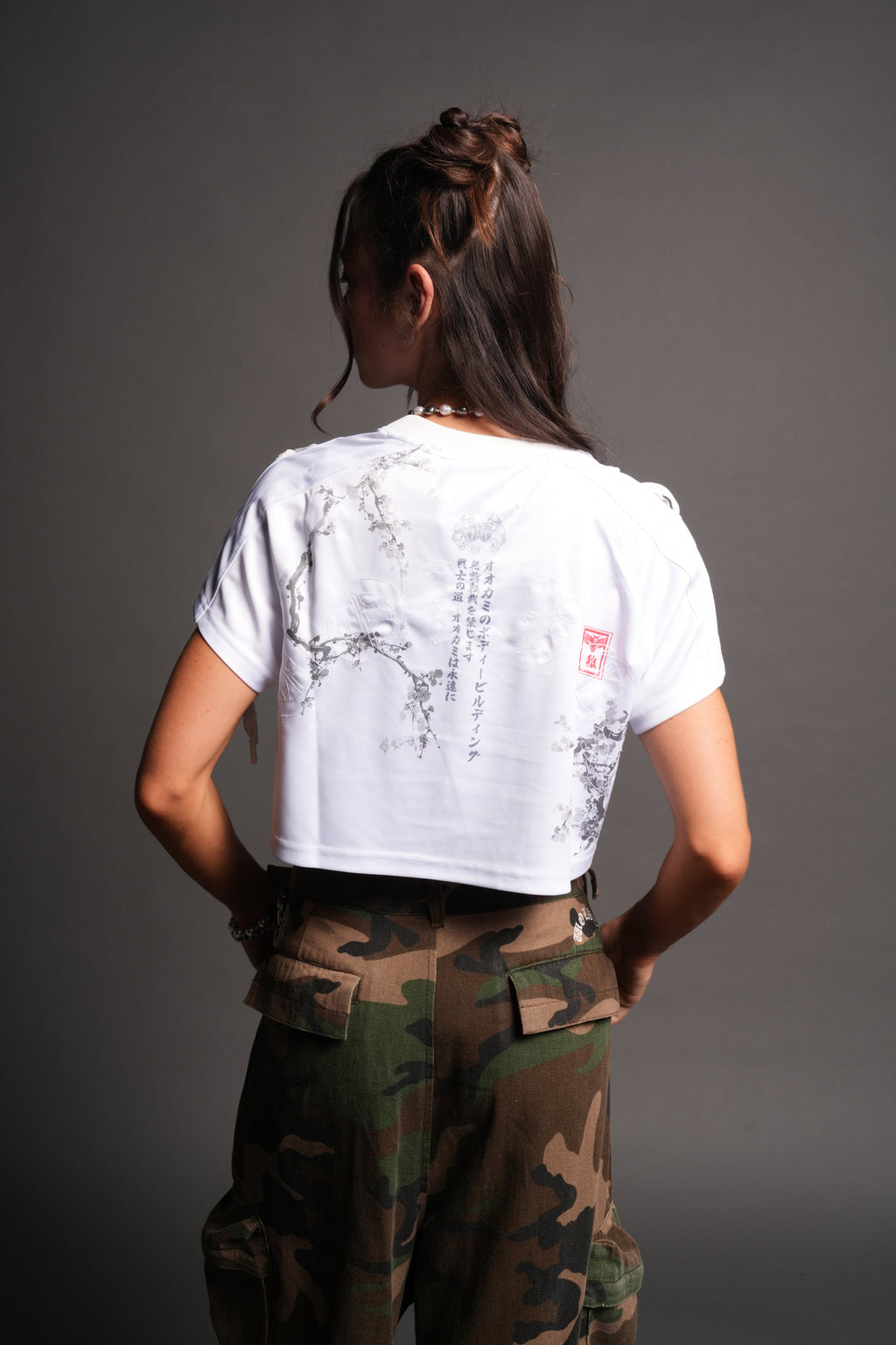 She Wave She Laced Crop Jersey Top in White — imagem 2