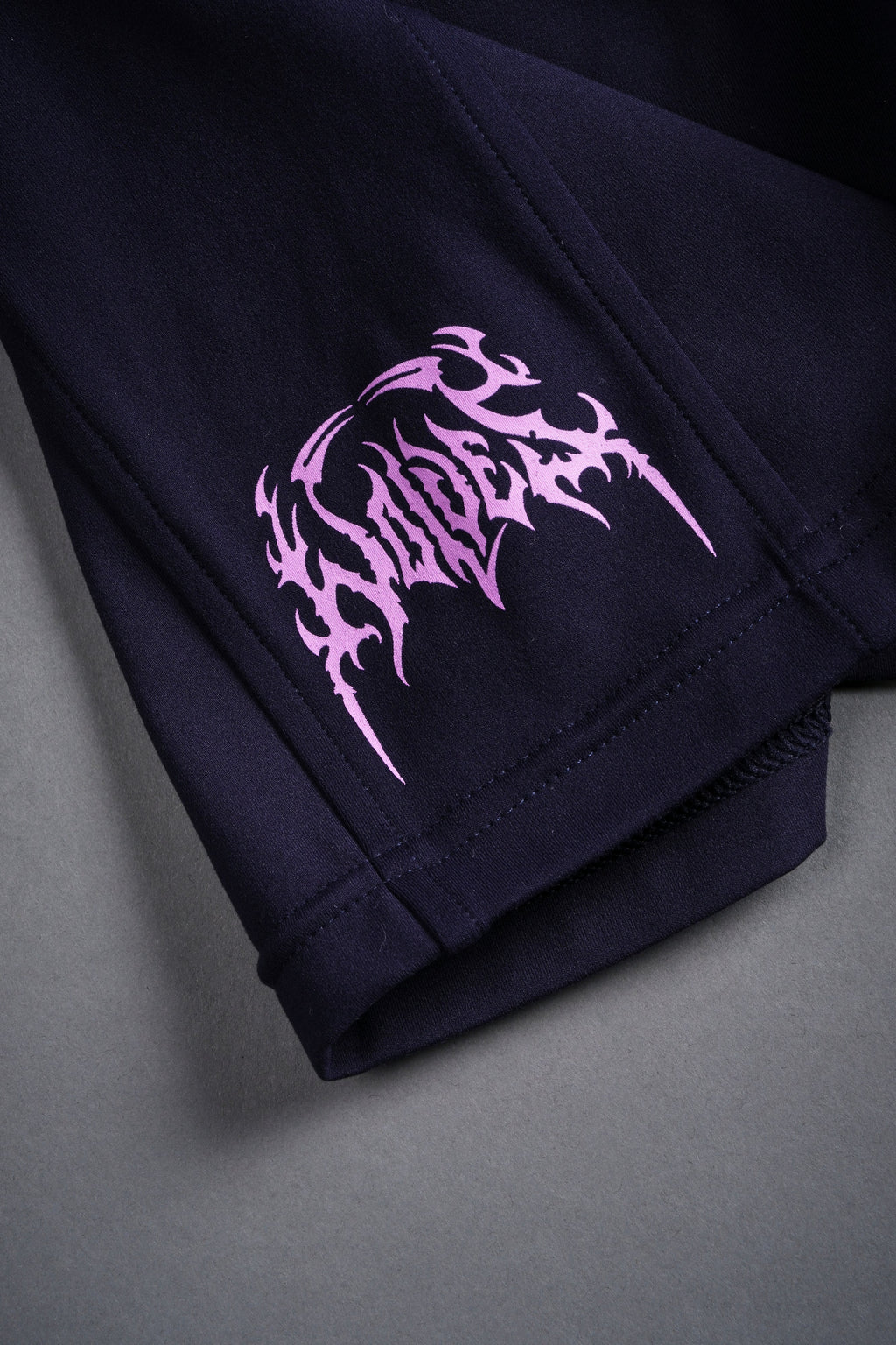 Go Wolves "Georgia" Energy Shorts in Nightshade — imagem 7