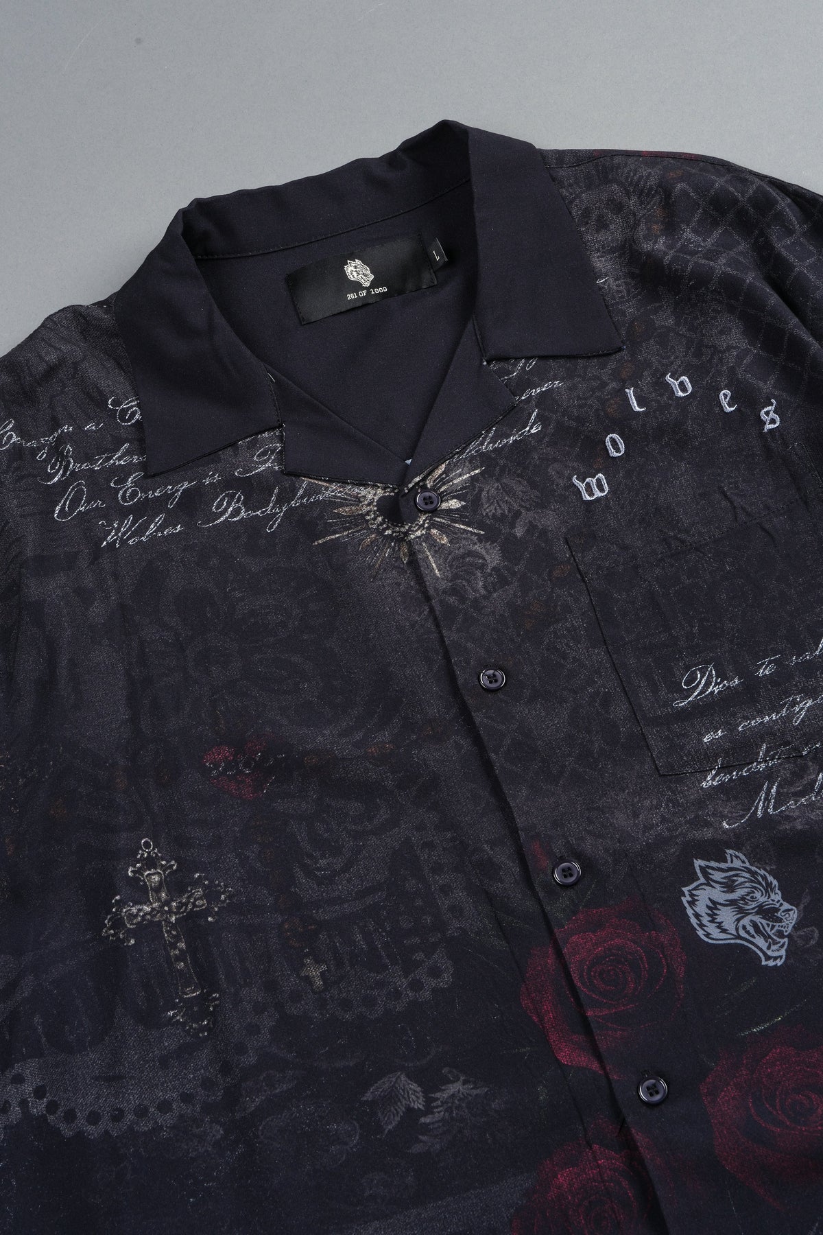 Wolves Pyramid Romero Mid Length Button Up In Rosas Del Corazon