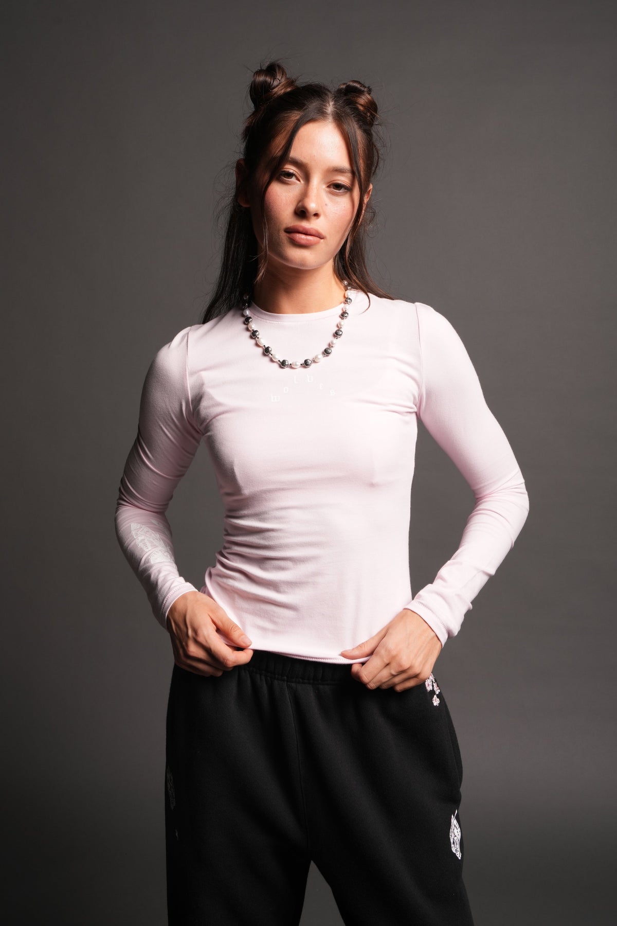 Moth Pyramid Eden Ls Tee In Blush Pink - imagem 1