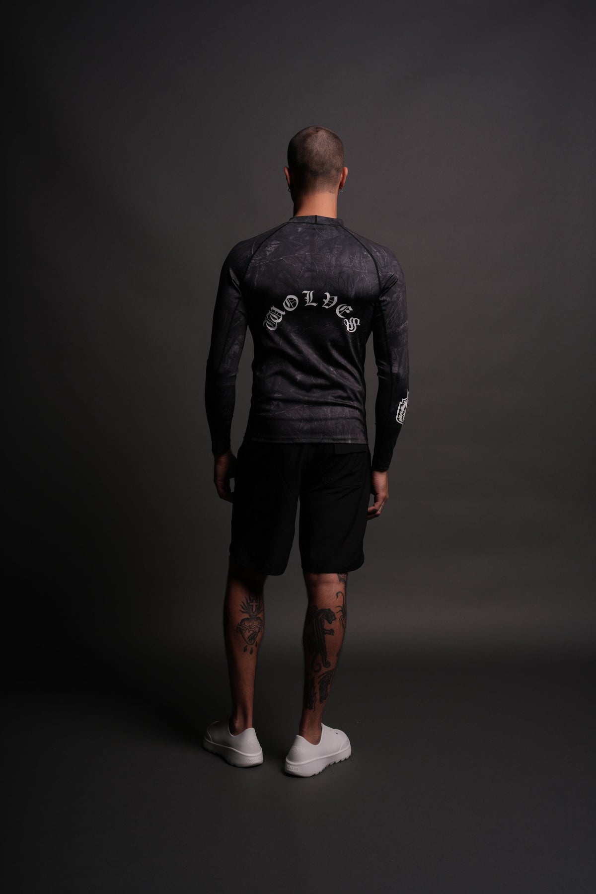 Core Rash Guard in Darc Driftwood Forest Camo — imagem 6