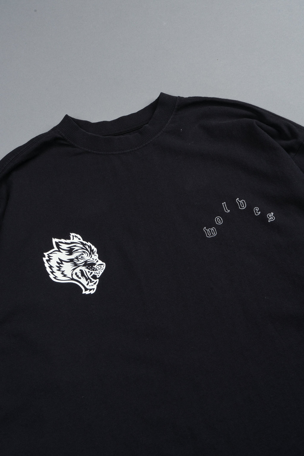 Hand That Holds Grunge Mid Length Raw Hem Ls Tee In Black