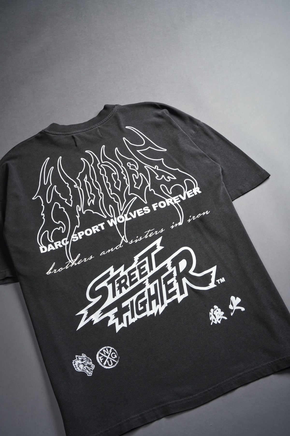 Final Boss "Premium" Unisex Oversized Tee in Wolf Gray - imagem 6