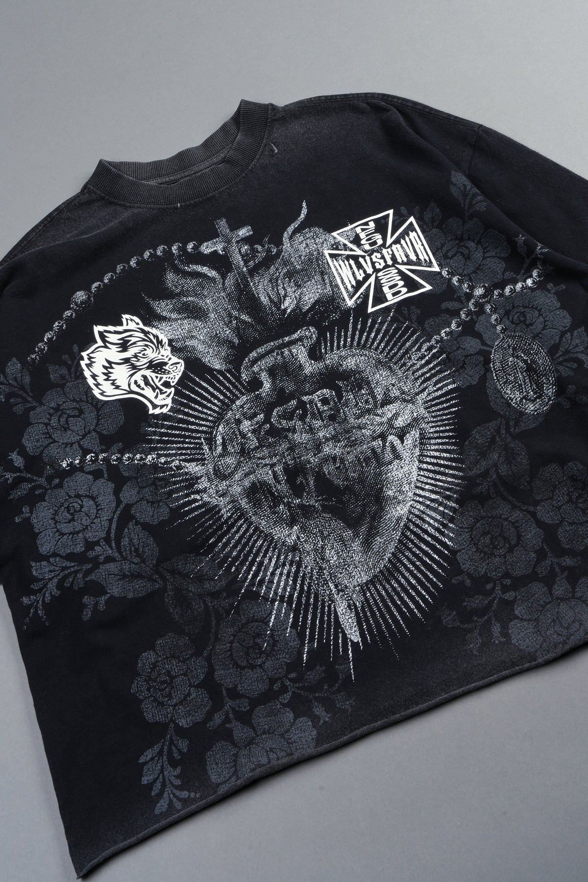 El Rosario Grunge Raw Hem Box Cut Tee In Black