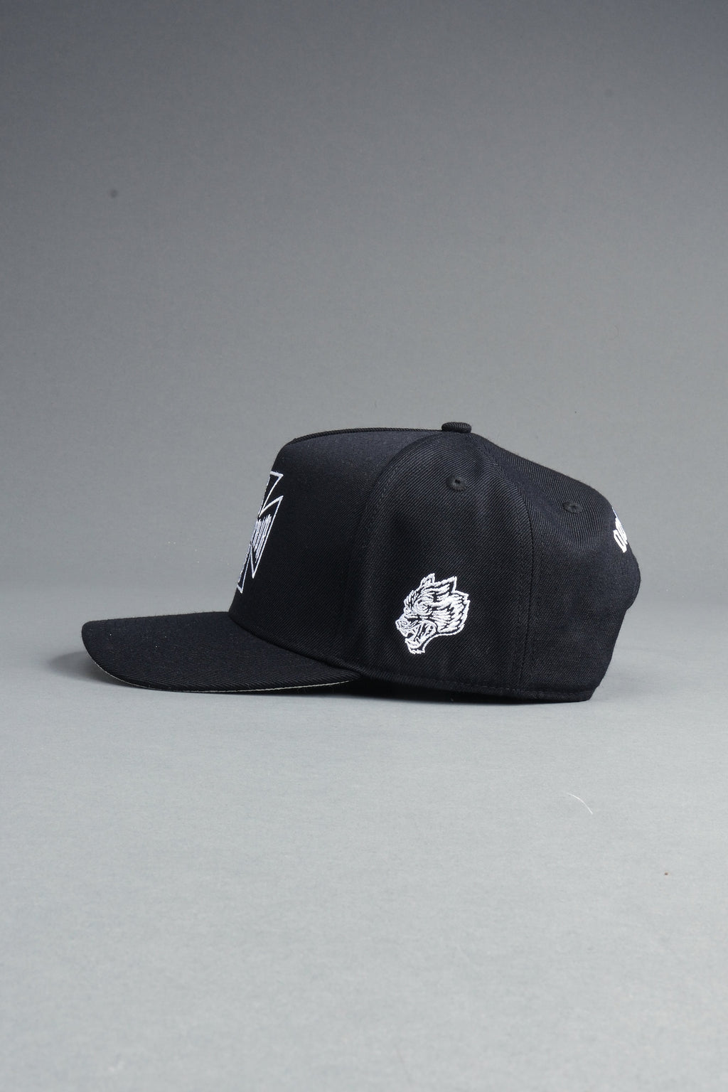 Darc Corazon Snapback In Black
