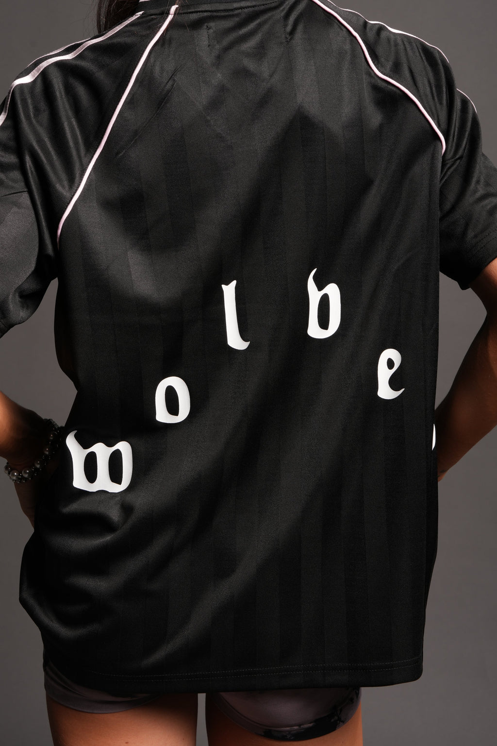 Sakura Forever She Oversized Soccer Jersey in Black — imagem 6