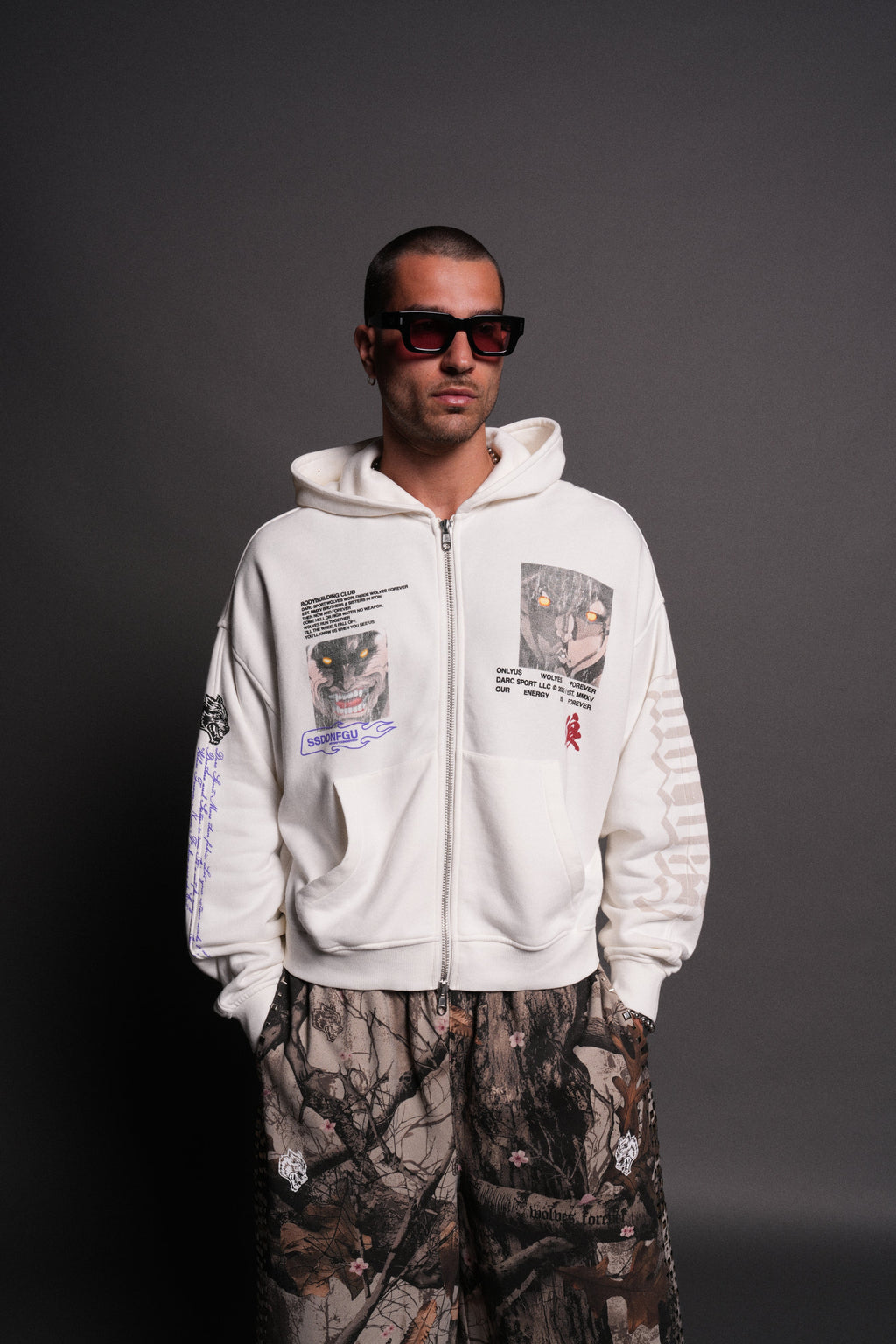 Hanma Legacy Darco Double Zip Hoodie in Cream — imagem 2