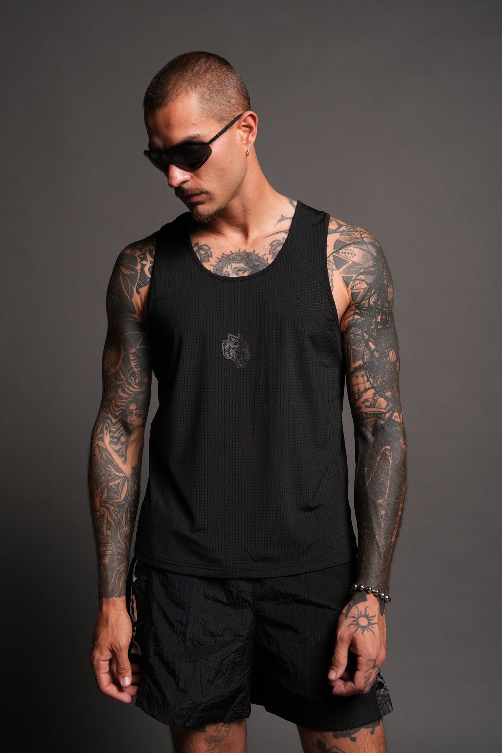 Pyramid V3 Rocky Running Tank In Black - imagem 4