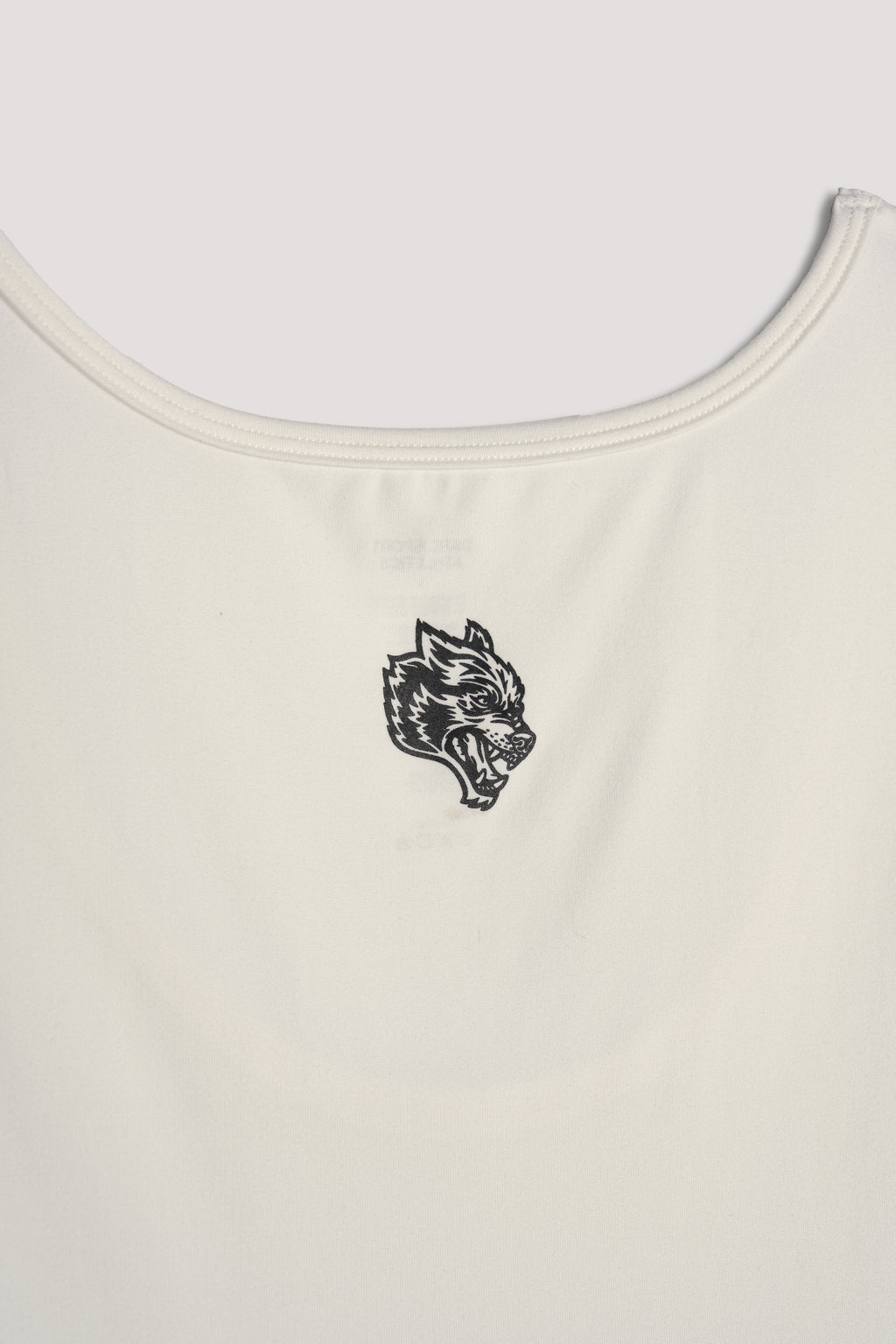 Loyalty Forever "Dry Wolf" Drop Tank in Cream — imagem 10
