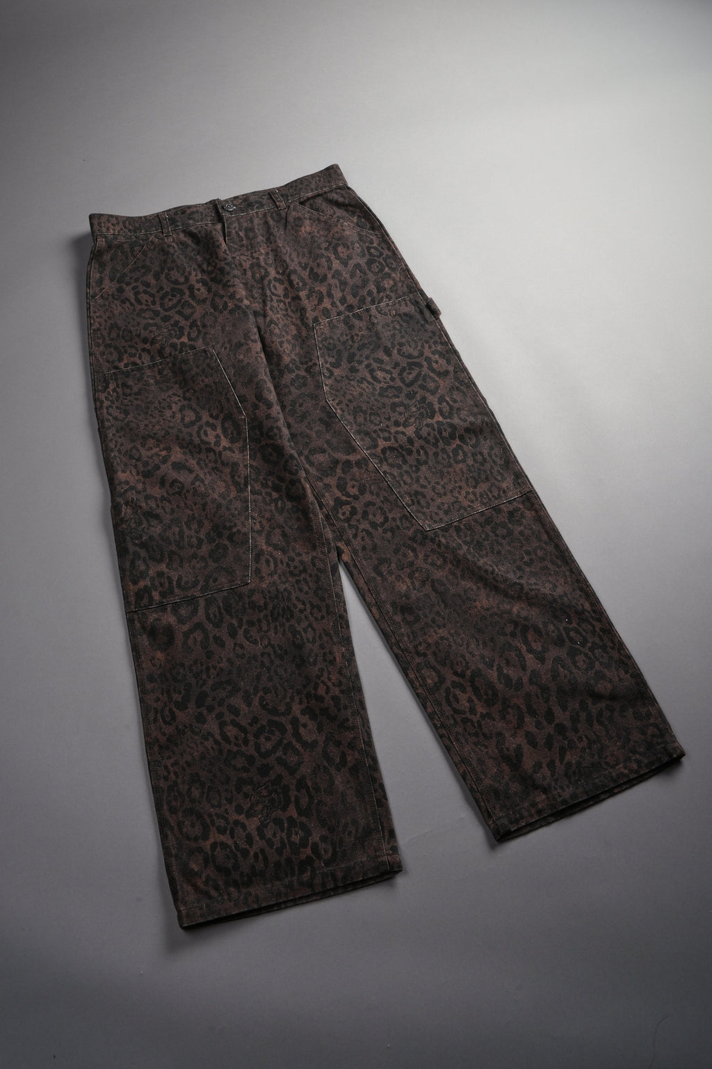 Wolves Chopper Dillon Pants in Darc Brown Leopard
