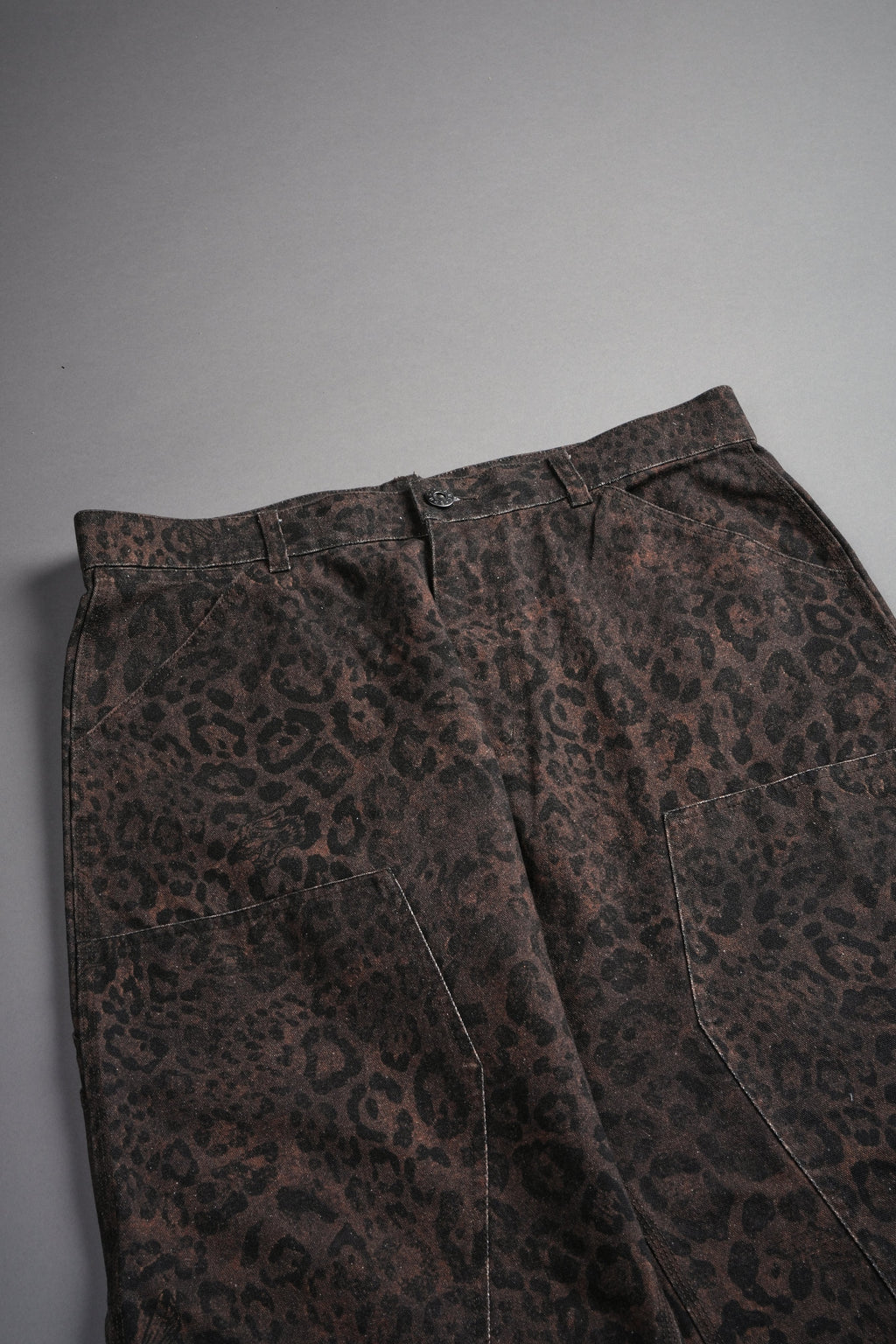 Wolves Chopper Dillon Pants in Darc Brown Leopard