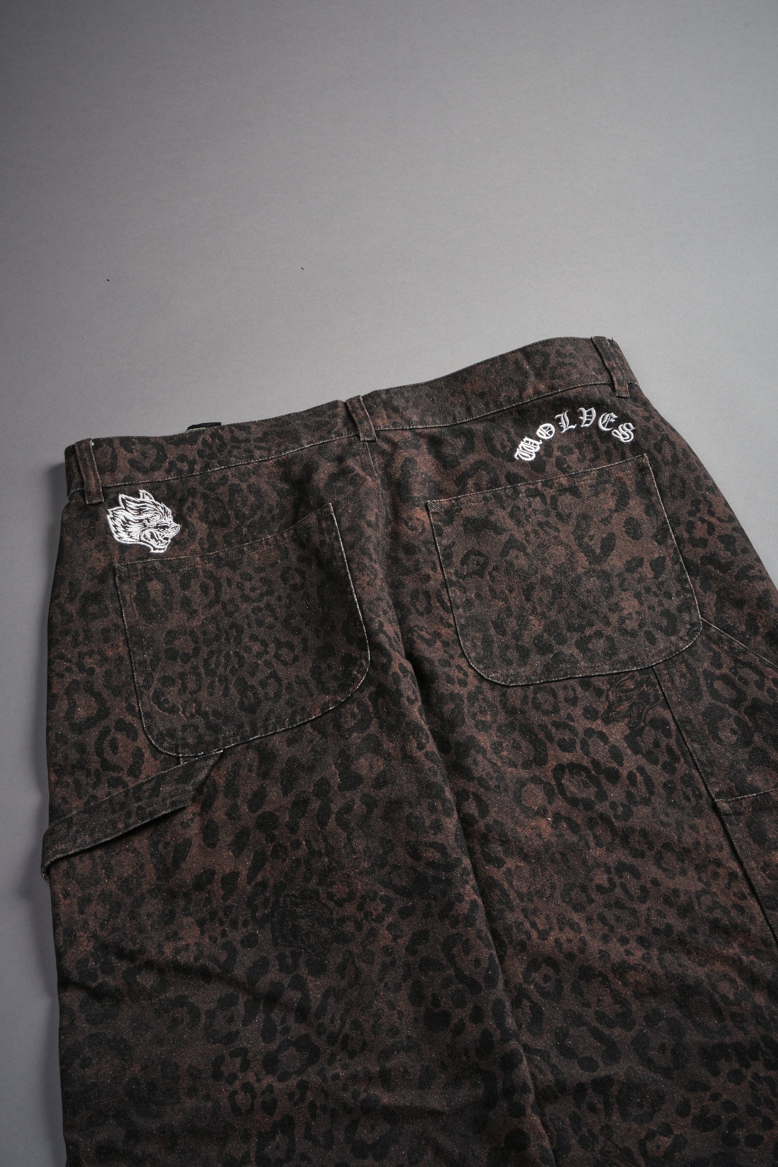 Wolves Chopper Dillon Pants in Darc Brown Leopard