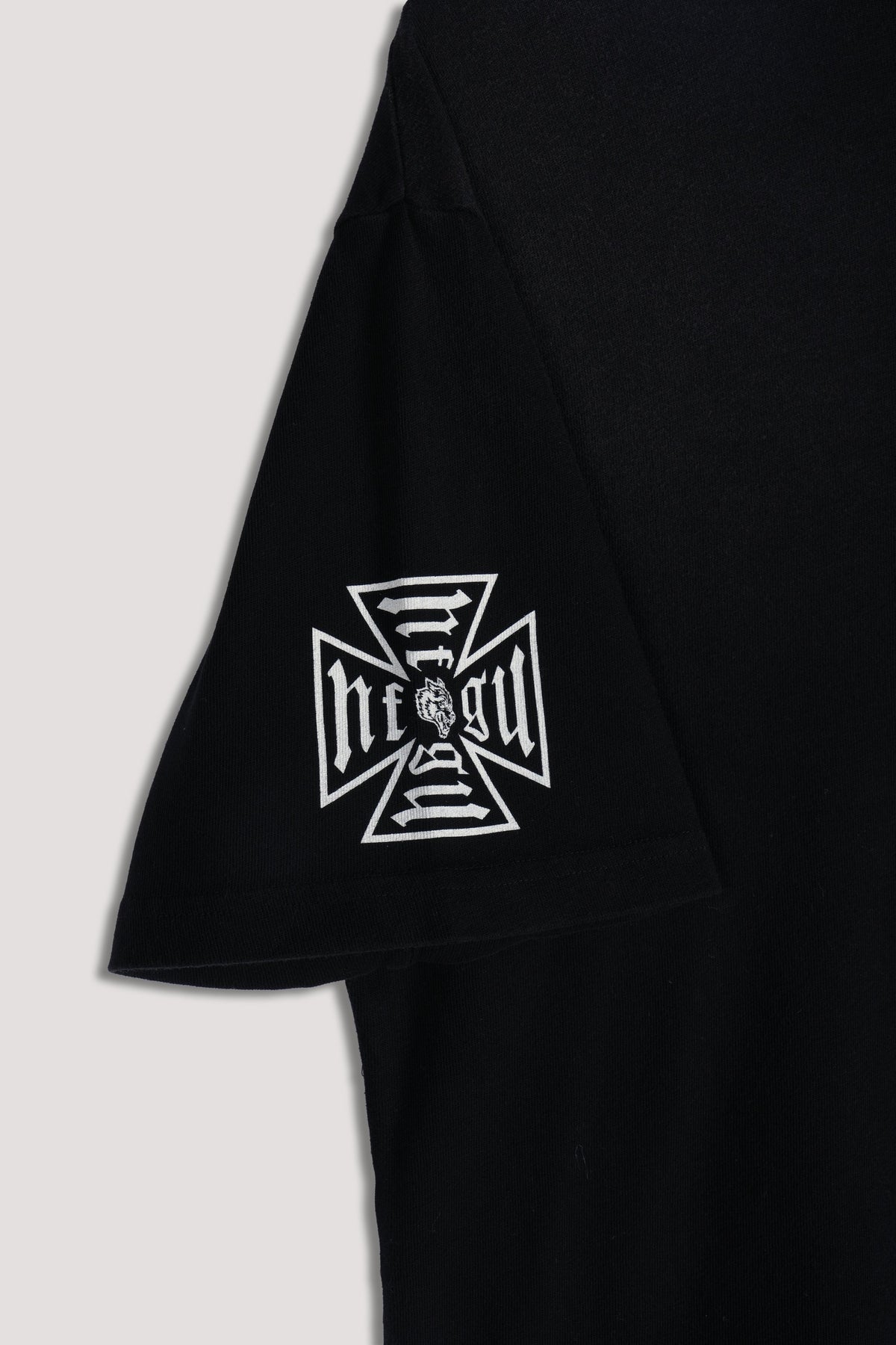 Forever Mark Premium Box Cut Tee in Black Sun Fade — imagem 11