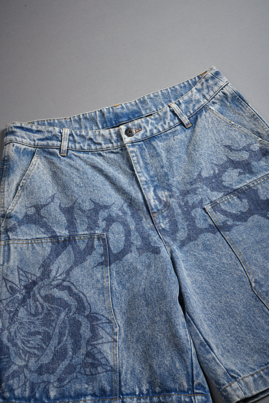 Hesh Rose Denim Carpenter Short in Light Wash