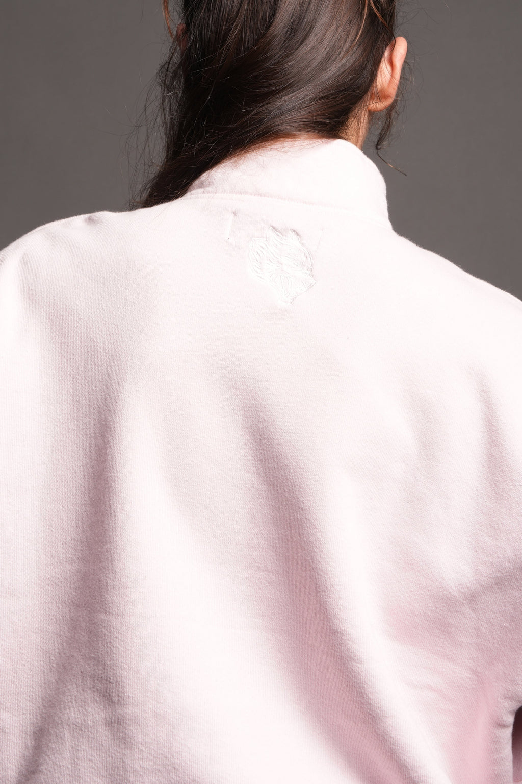 Stud Pyramid She Everson Mockneck Sweater In Blush Pink - imagem 7