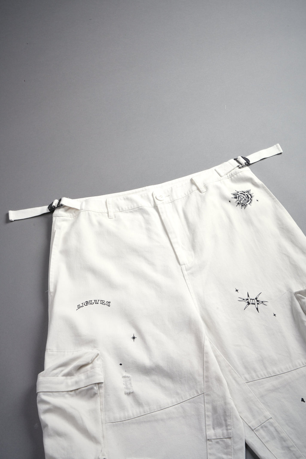 Darc Flash Duke Cargo Shorts in Cream